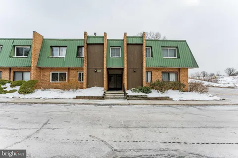 1602 Meadowview Lane, Mont Clare, PA 19453 - MLS#: PAMC2165872