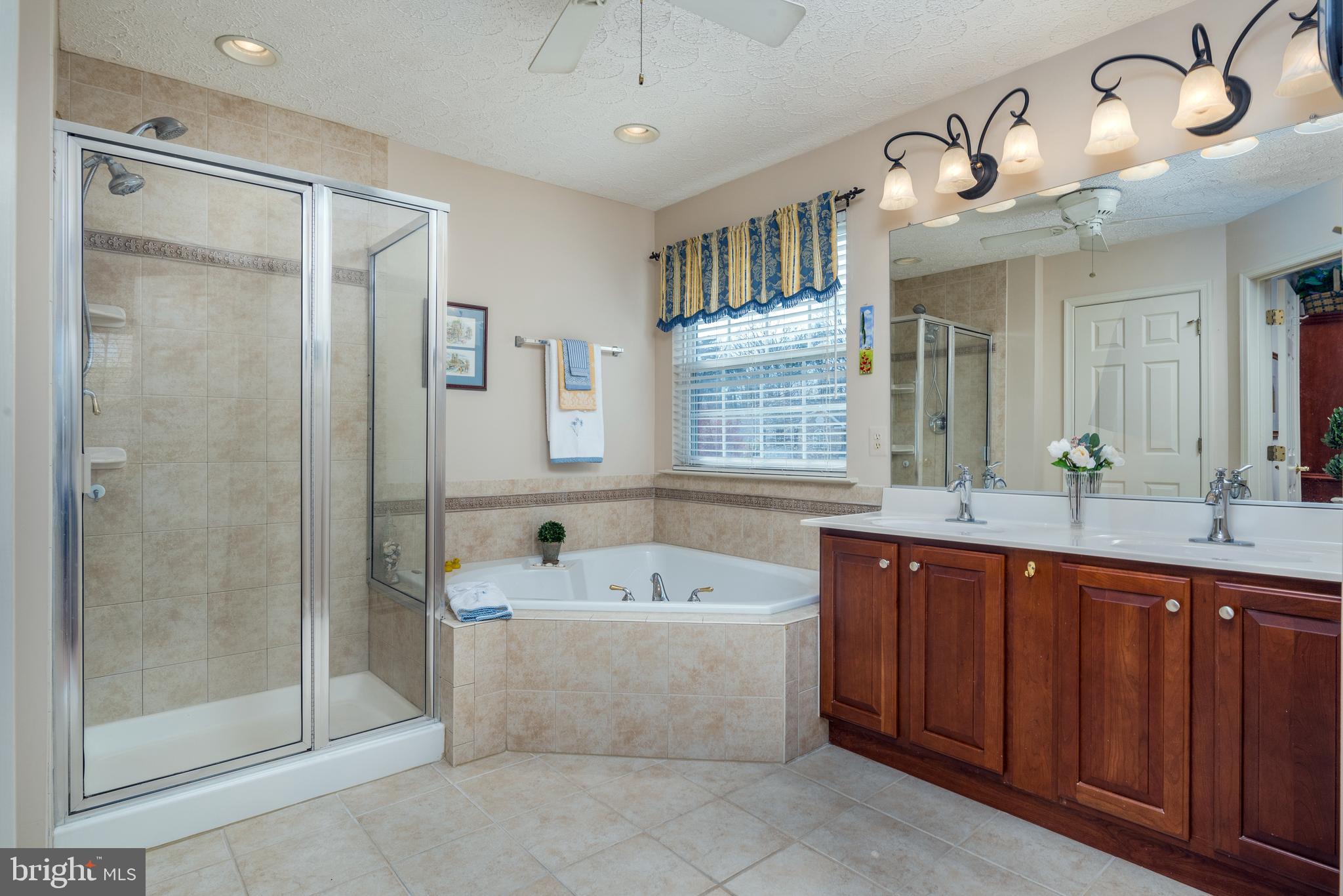 WINTERS MANOR - Residential