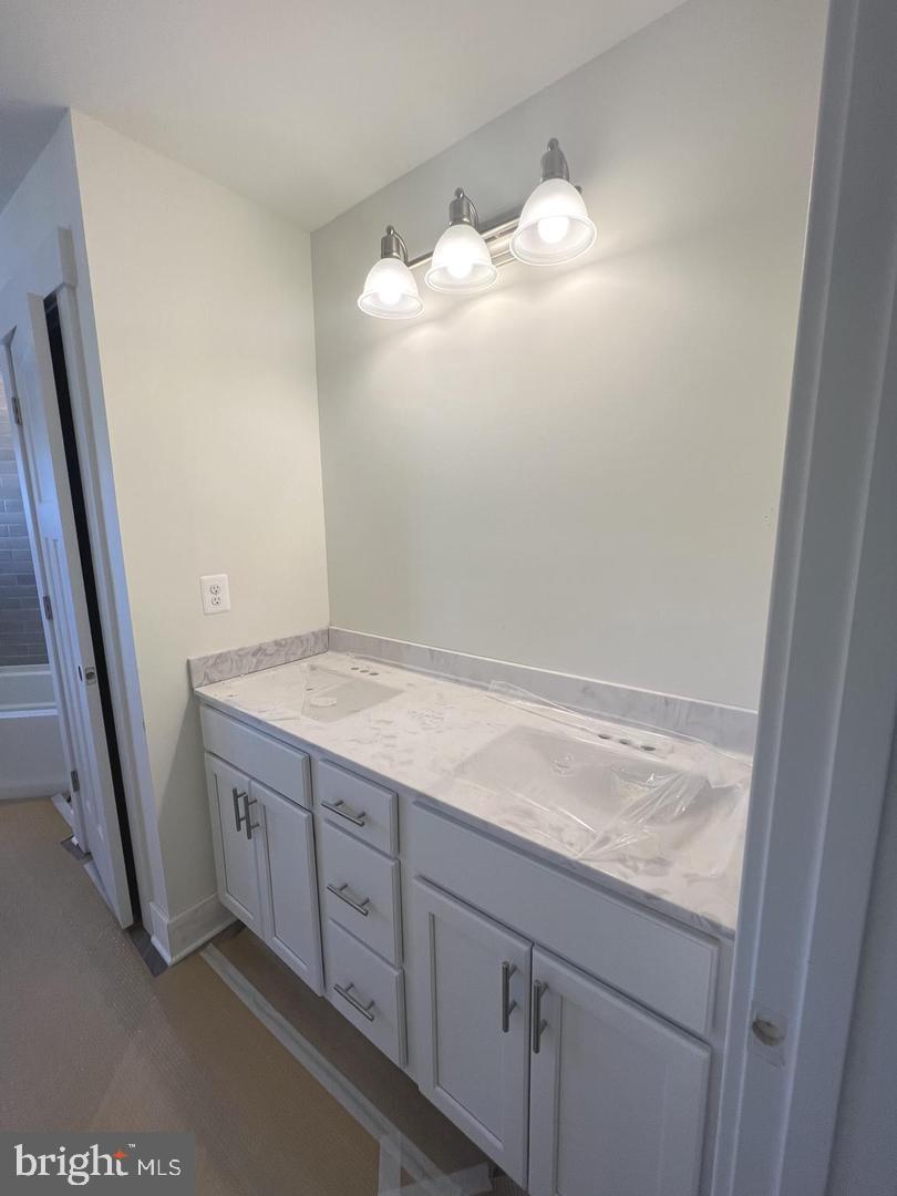 CAPE ST CLAIRE - Residential