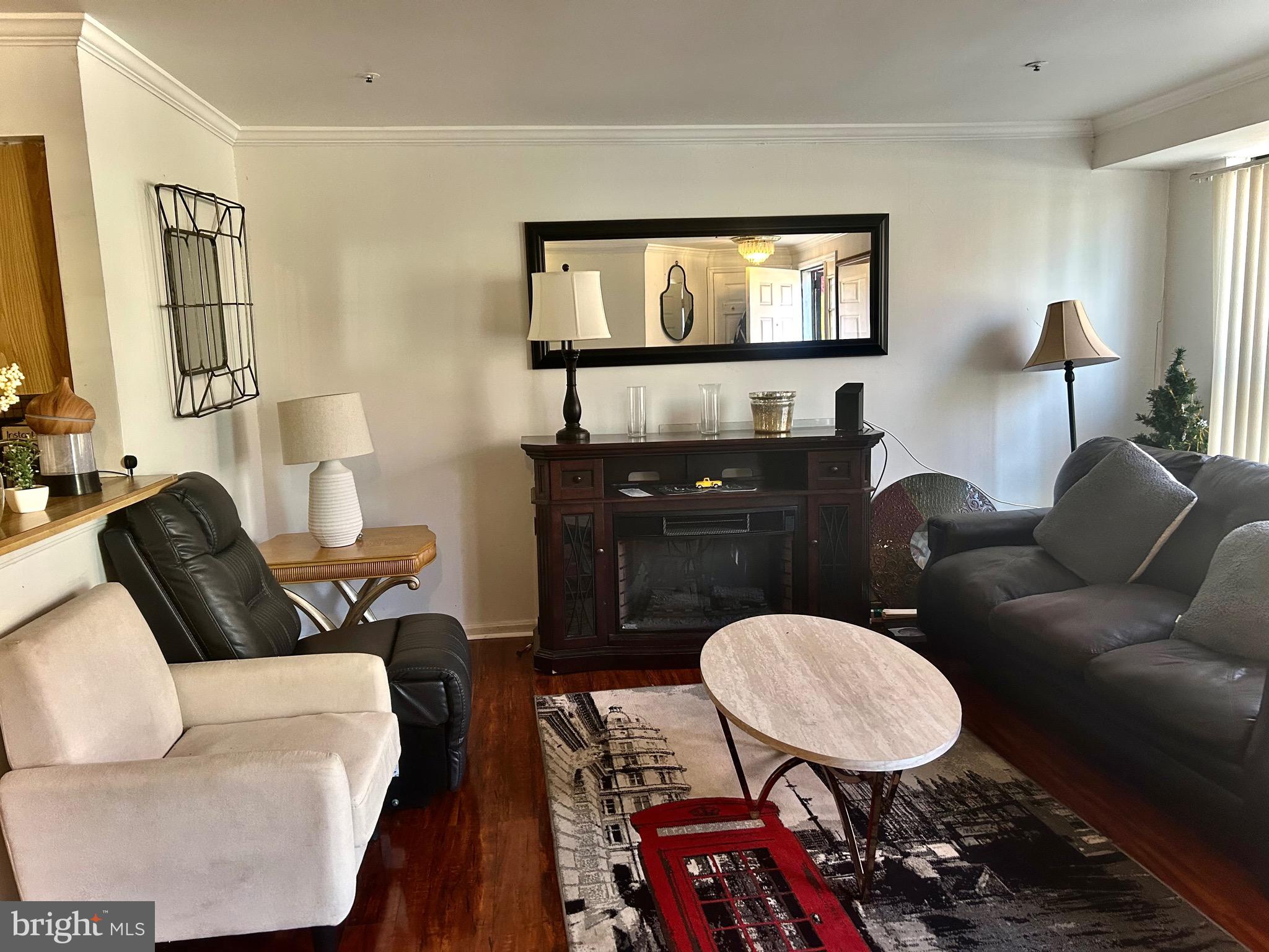 THE OAKS AT SIXTY FIFTH - Residential