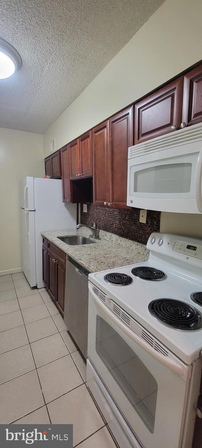 PLACE ONE - Residential Lease