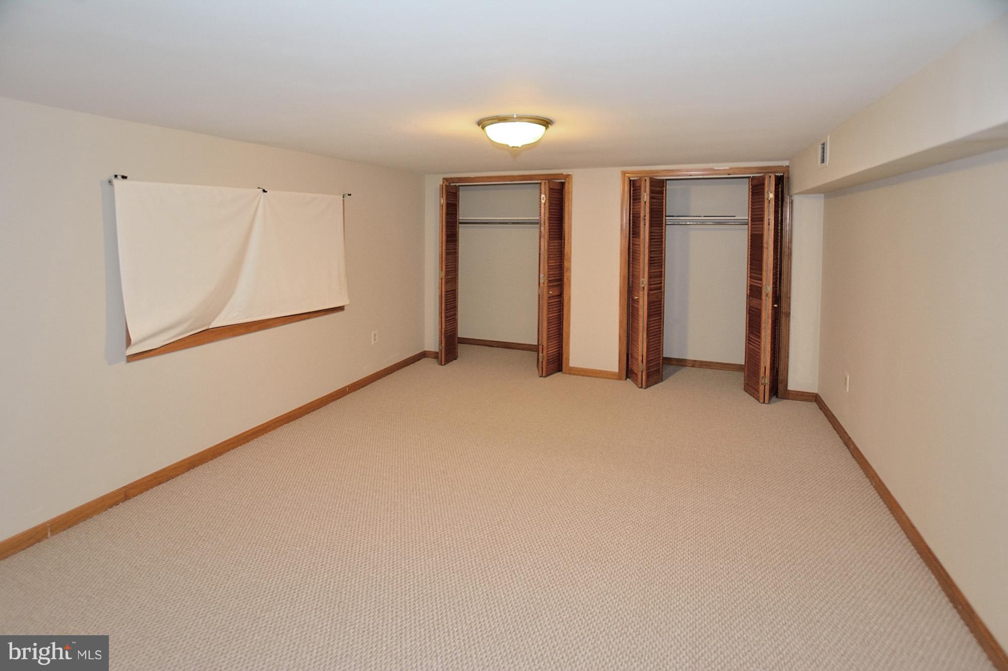 ROLLING FOREST - Residential