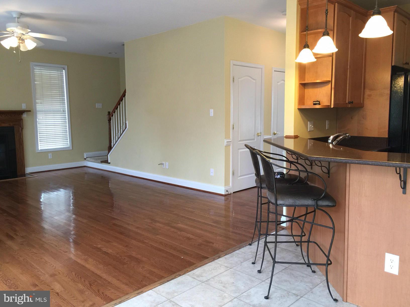 ESTATES AT SINGLETREE - Residential Lease