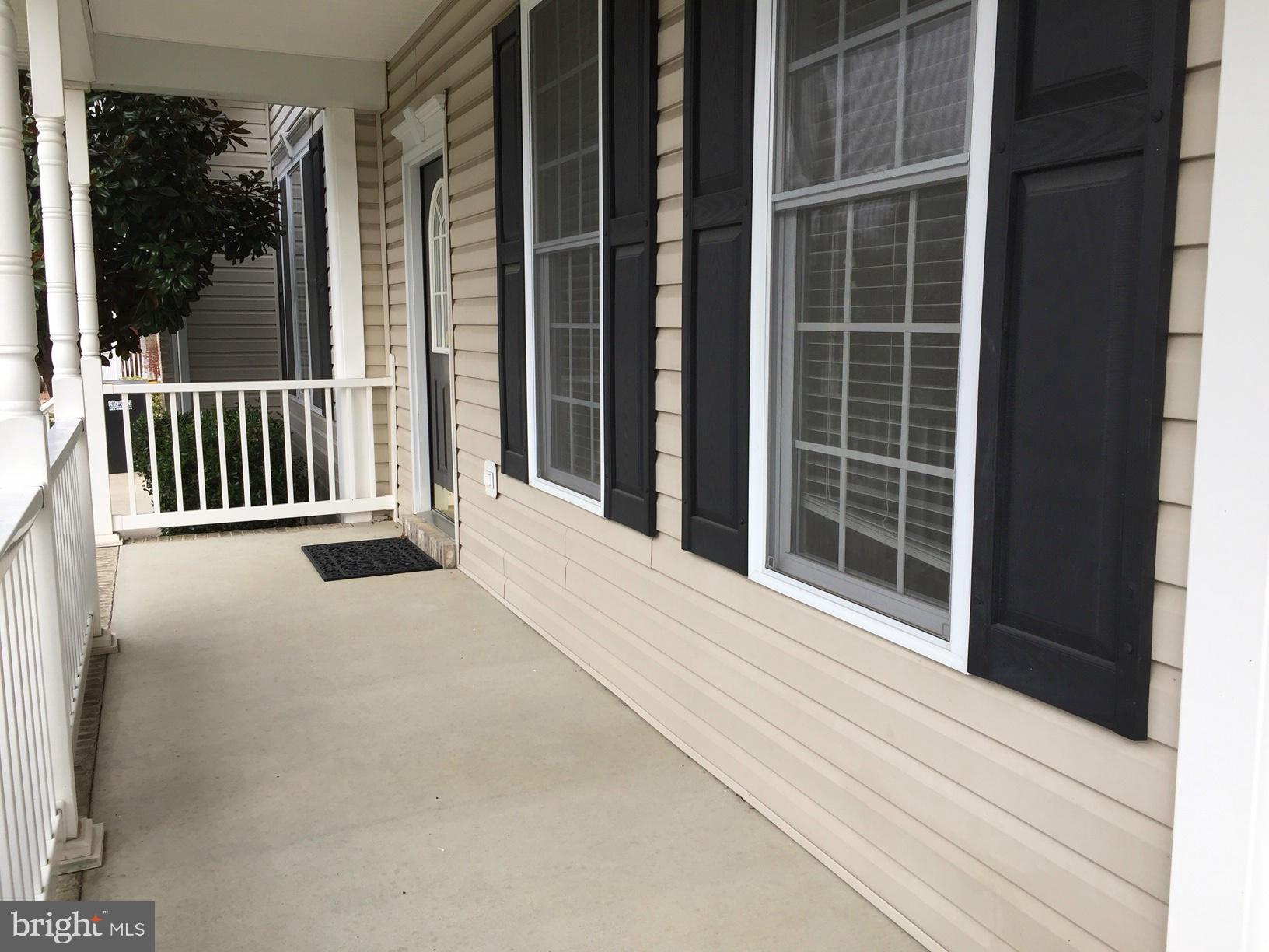 ESTATES AT SINGLETREE - Residential Lease