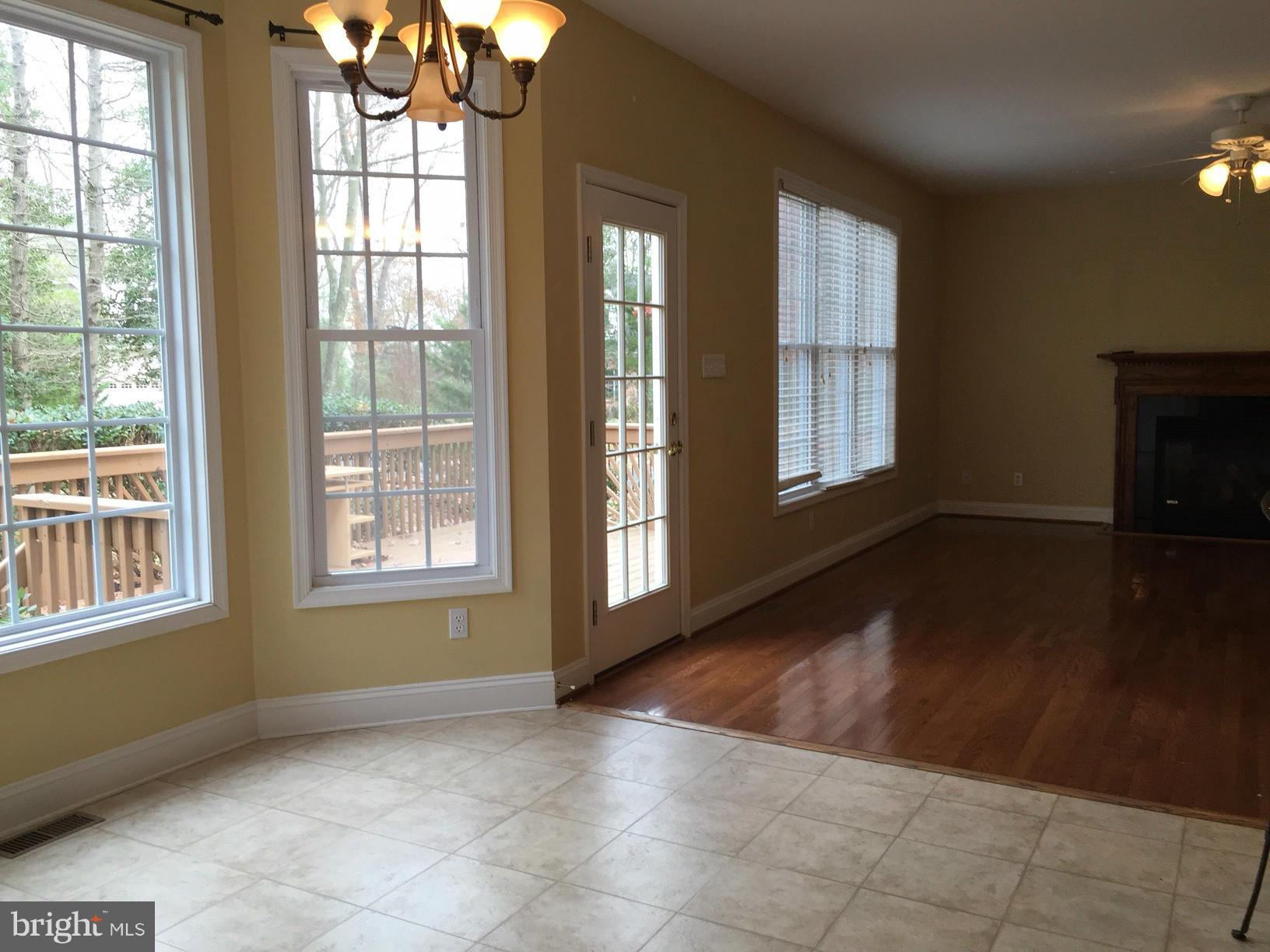 ESTATES AT SINGLETREE - Residential Lease