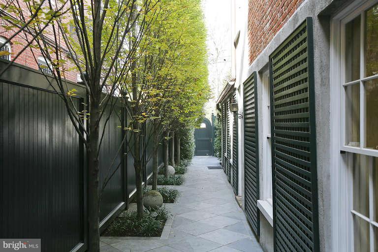GEORGETOWN - Residential