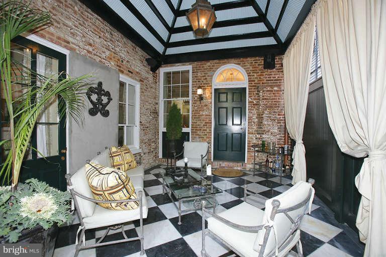 GEORGETOWN - Residential