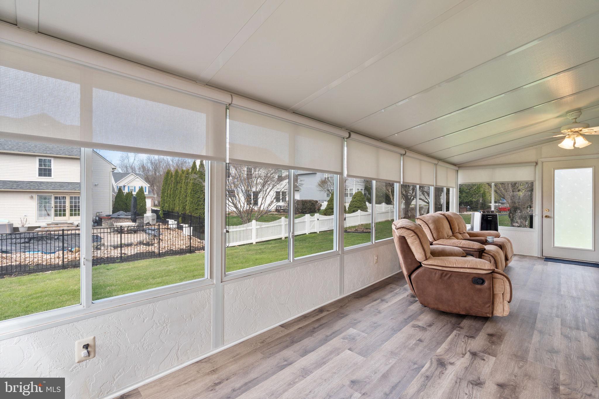 EAST GATE - Residential