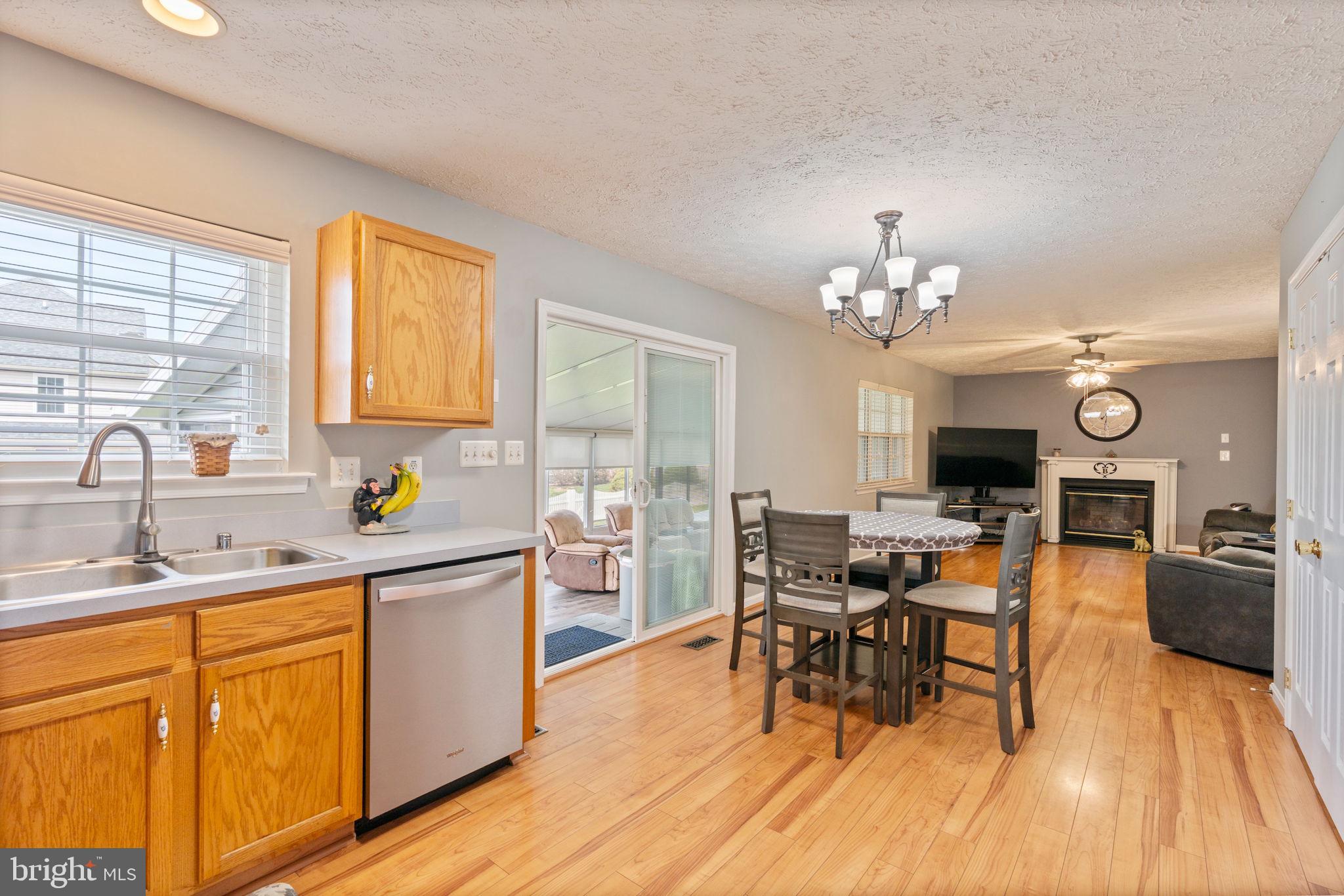 EAST GATE - Residential