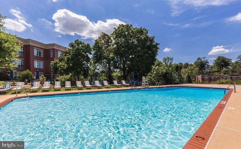 CARDINAL HOUSE - Residential Lease