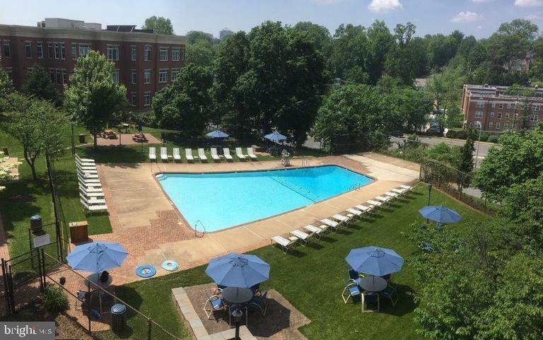 CARDINAL HOUSE - Residential Lease