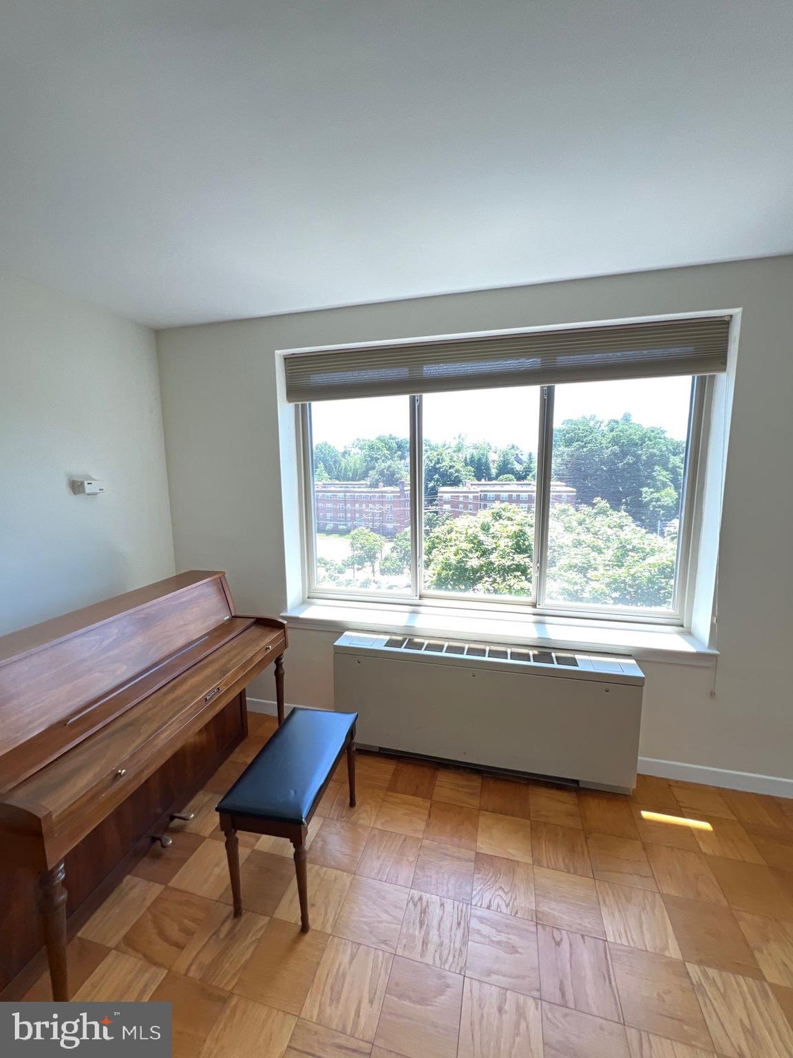 CARDINAL HOUSE - Residential Lease