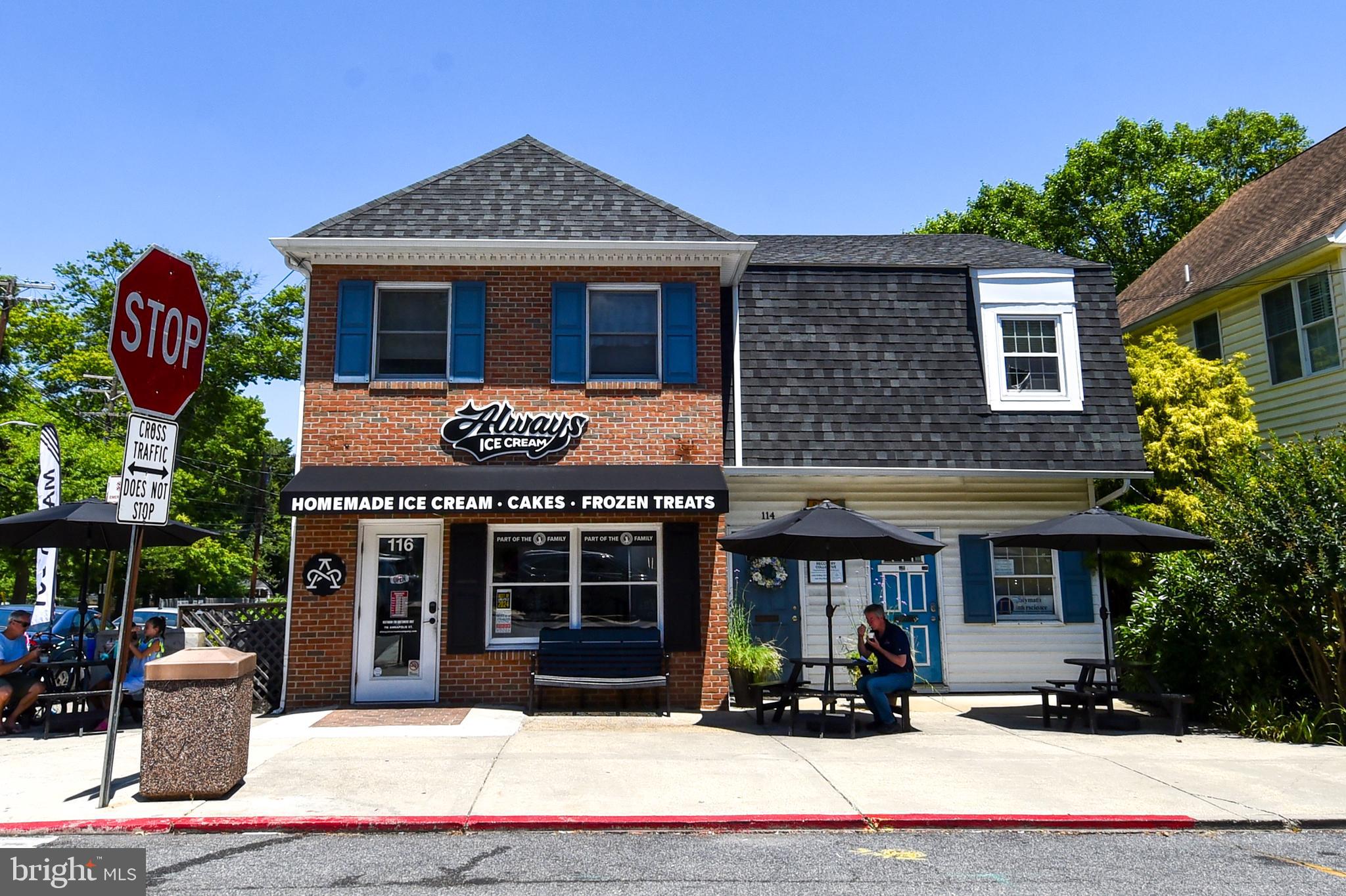 MARINERS COVE - Residential Lease