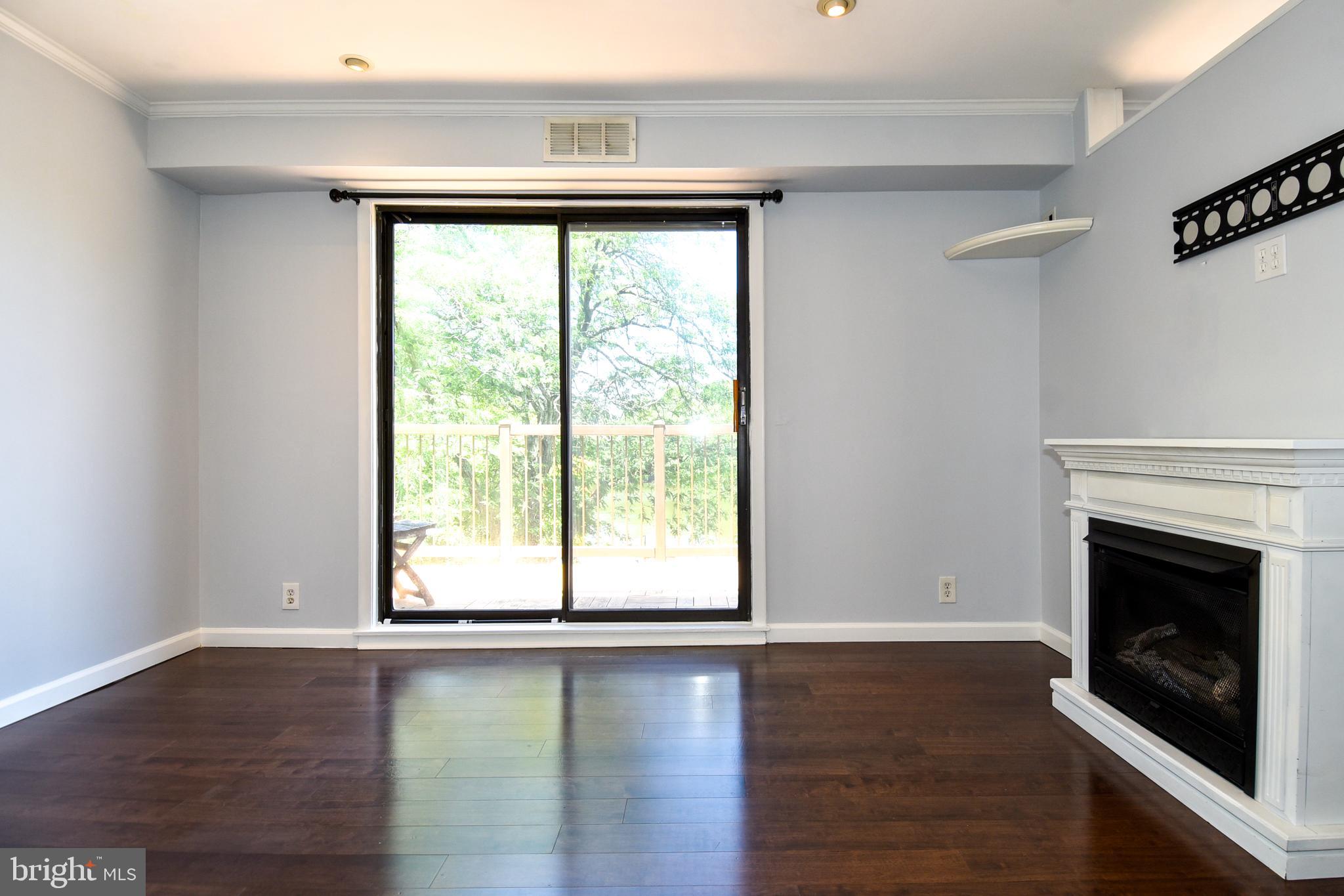 MARINERS COVE - Residential Lease