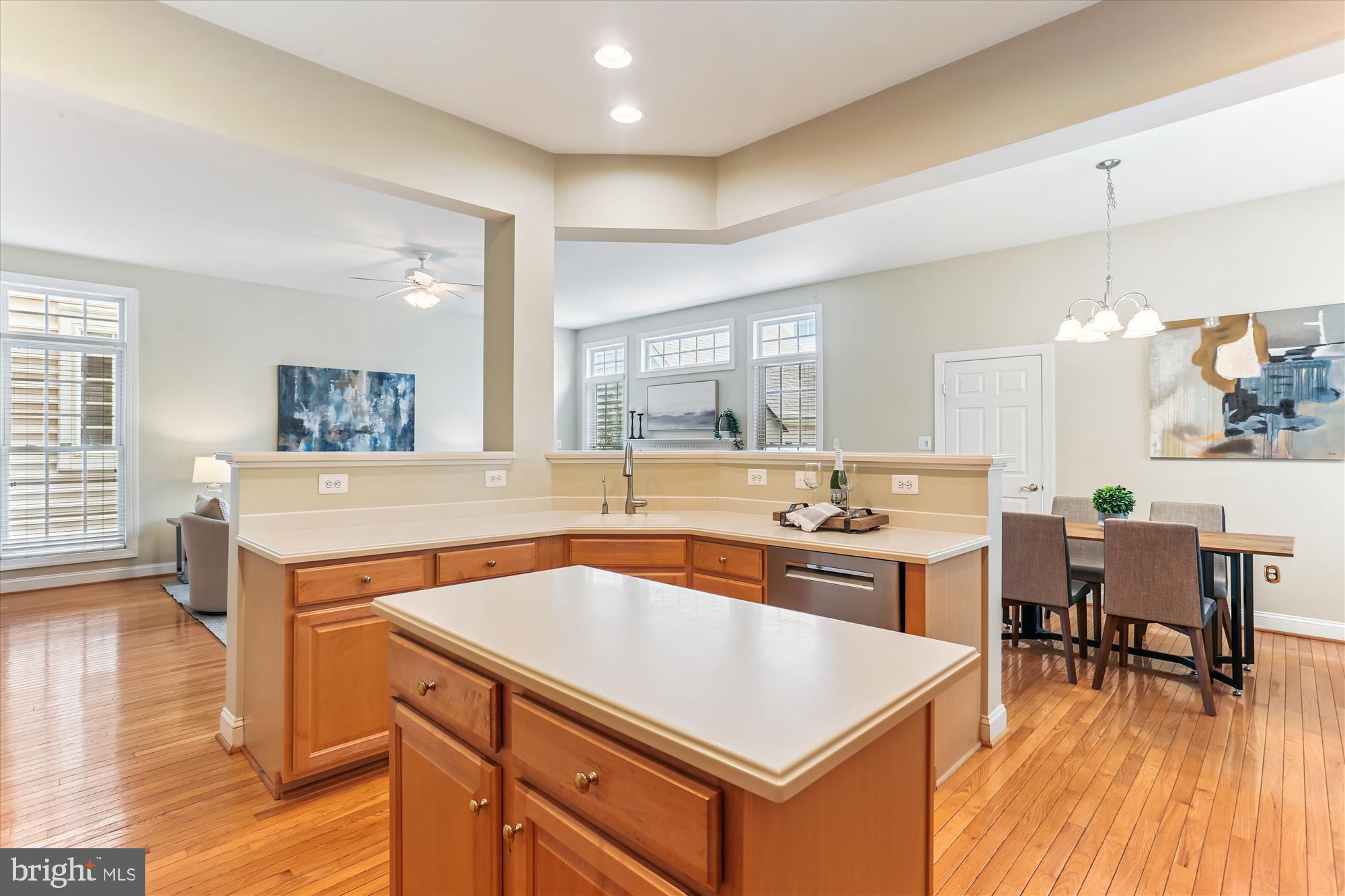 LAKELANDS - Residential