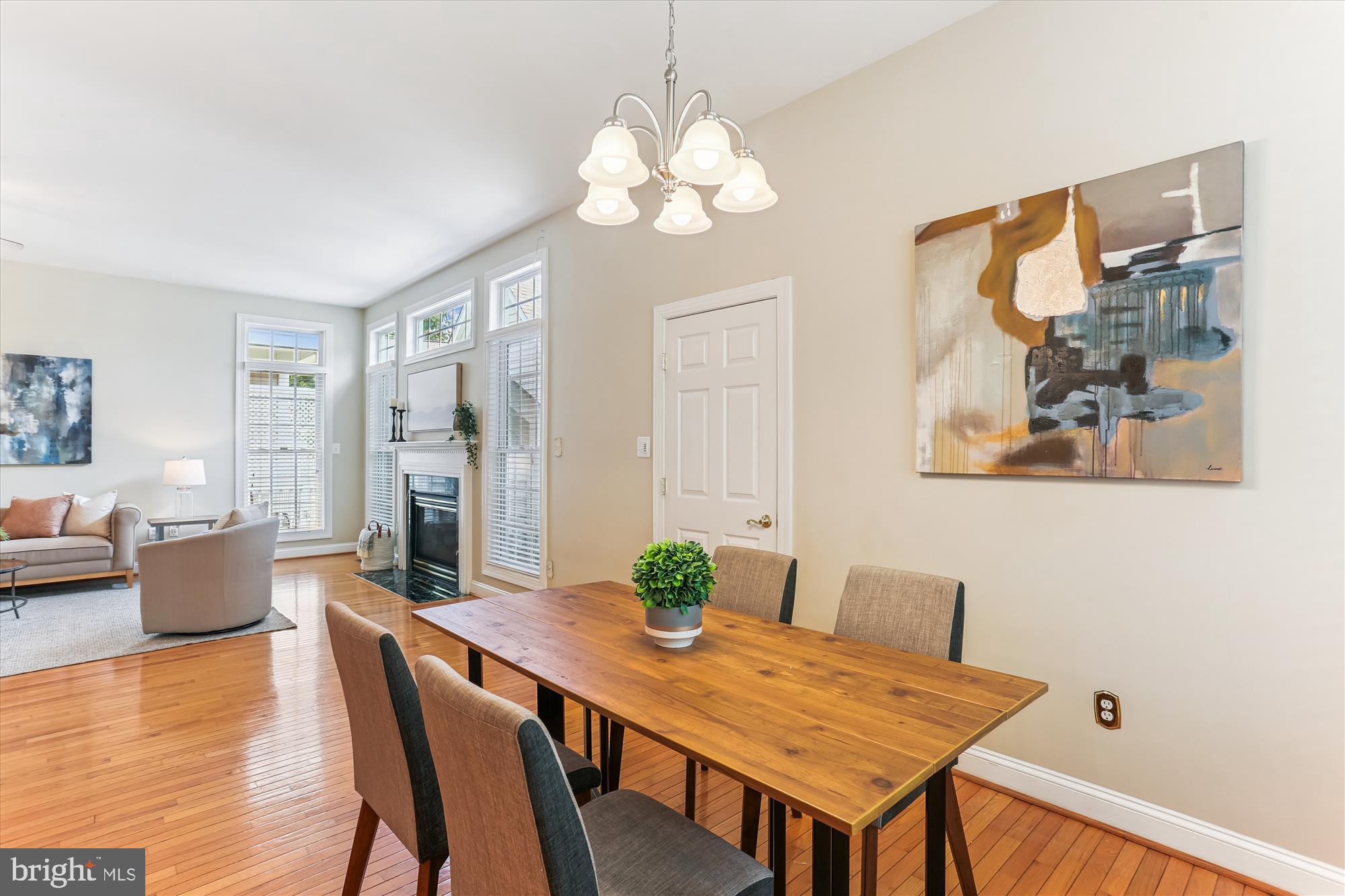 LAKELANDS - Residential