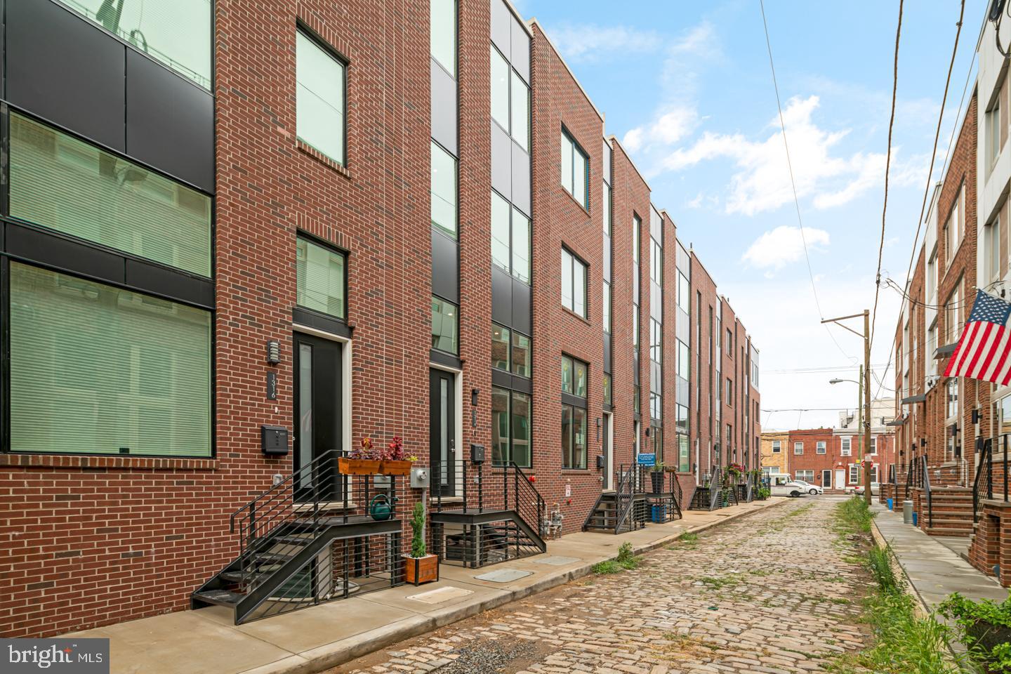 POINT BREEZE - Residential