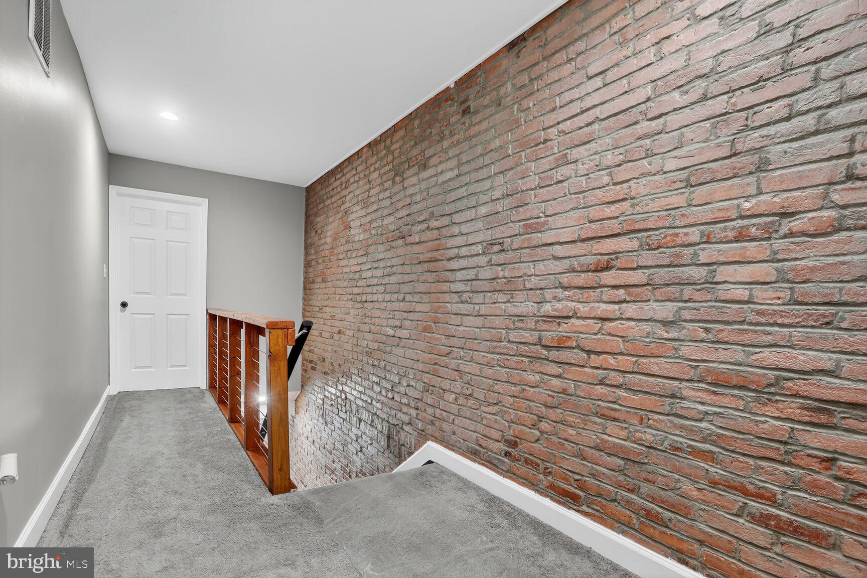 OLIVER - Residential