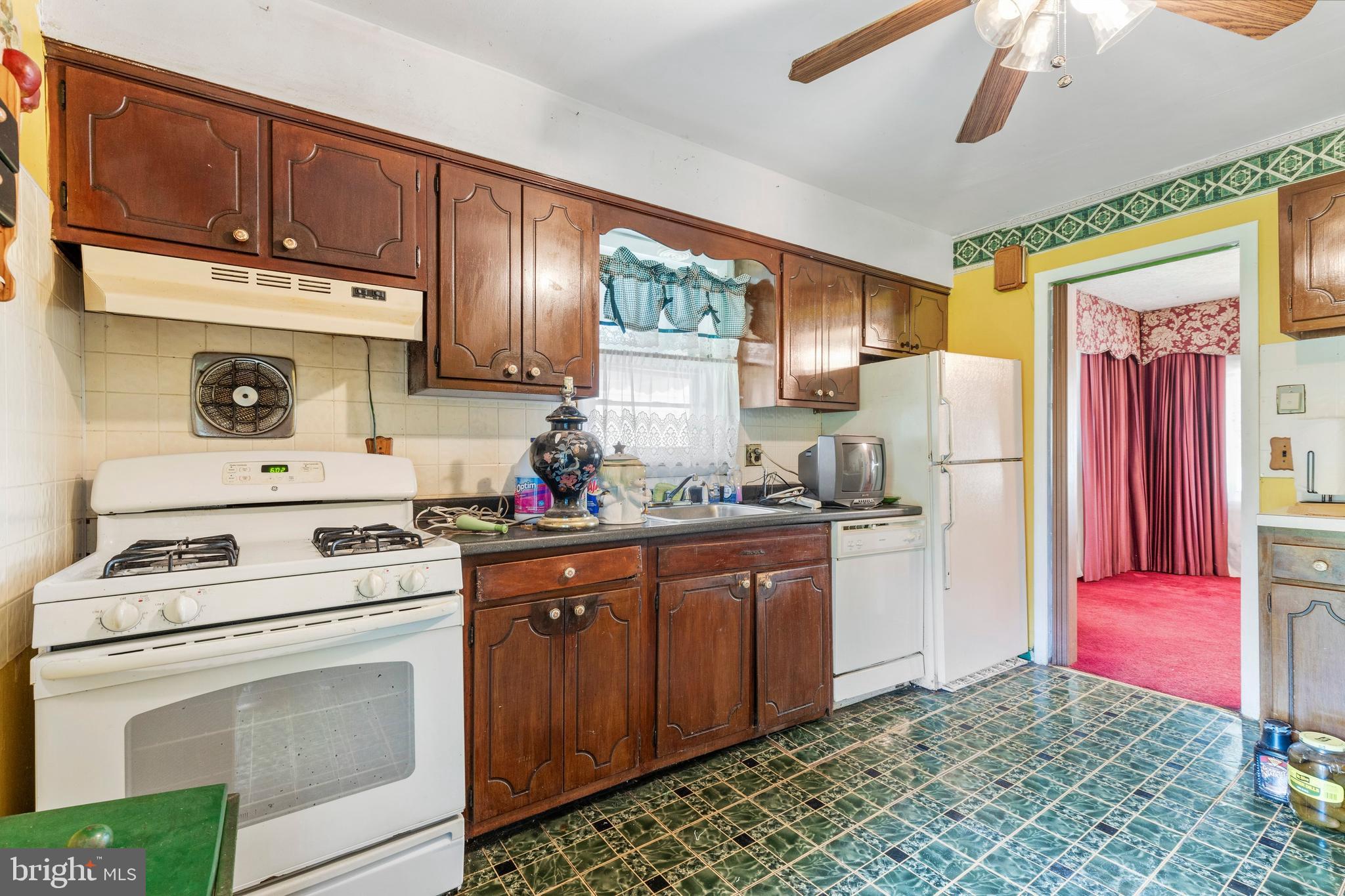 EAST COLUMBIA - Residential