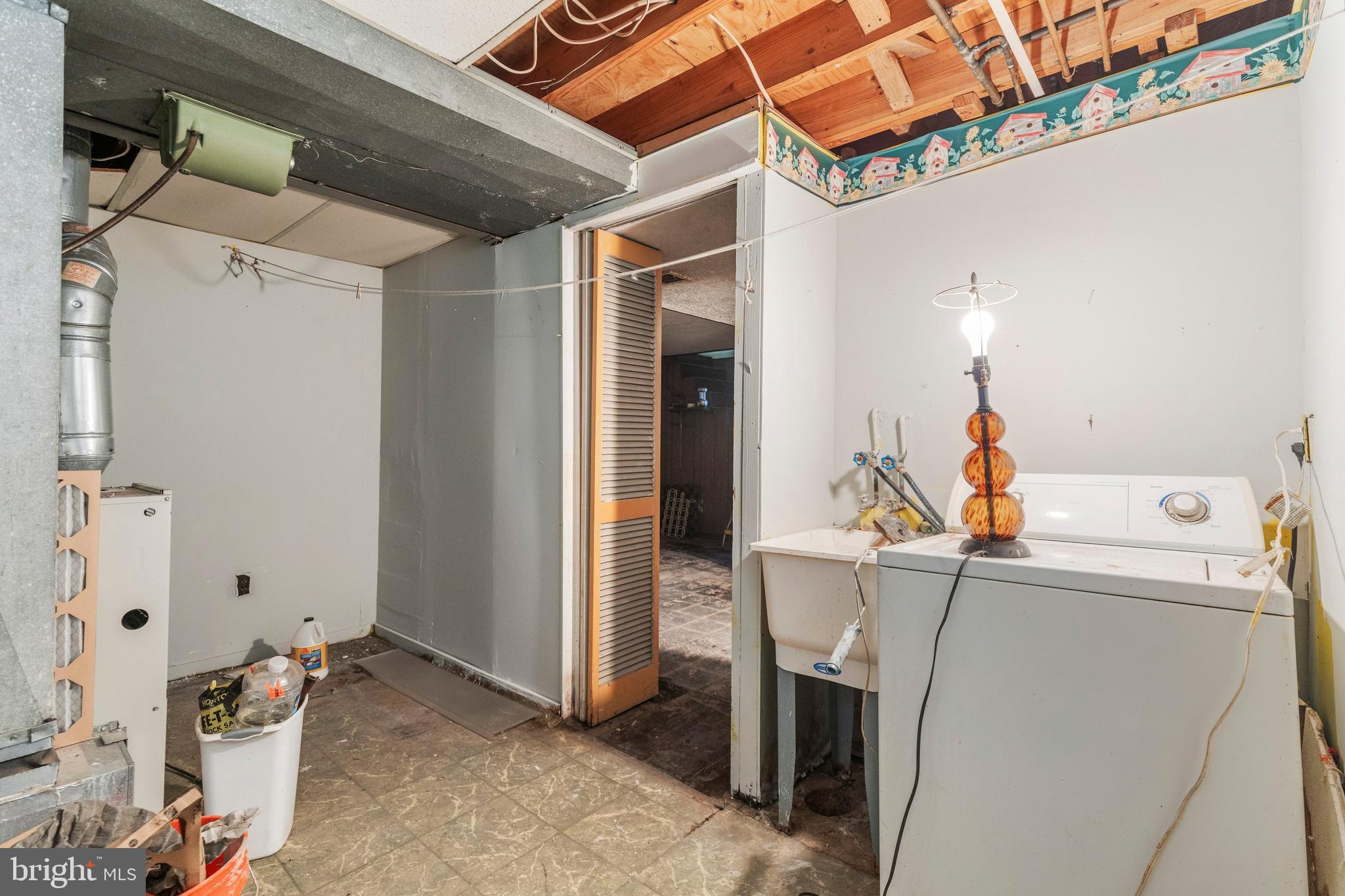 EAST COLUMBIA - Residential