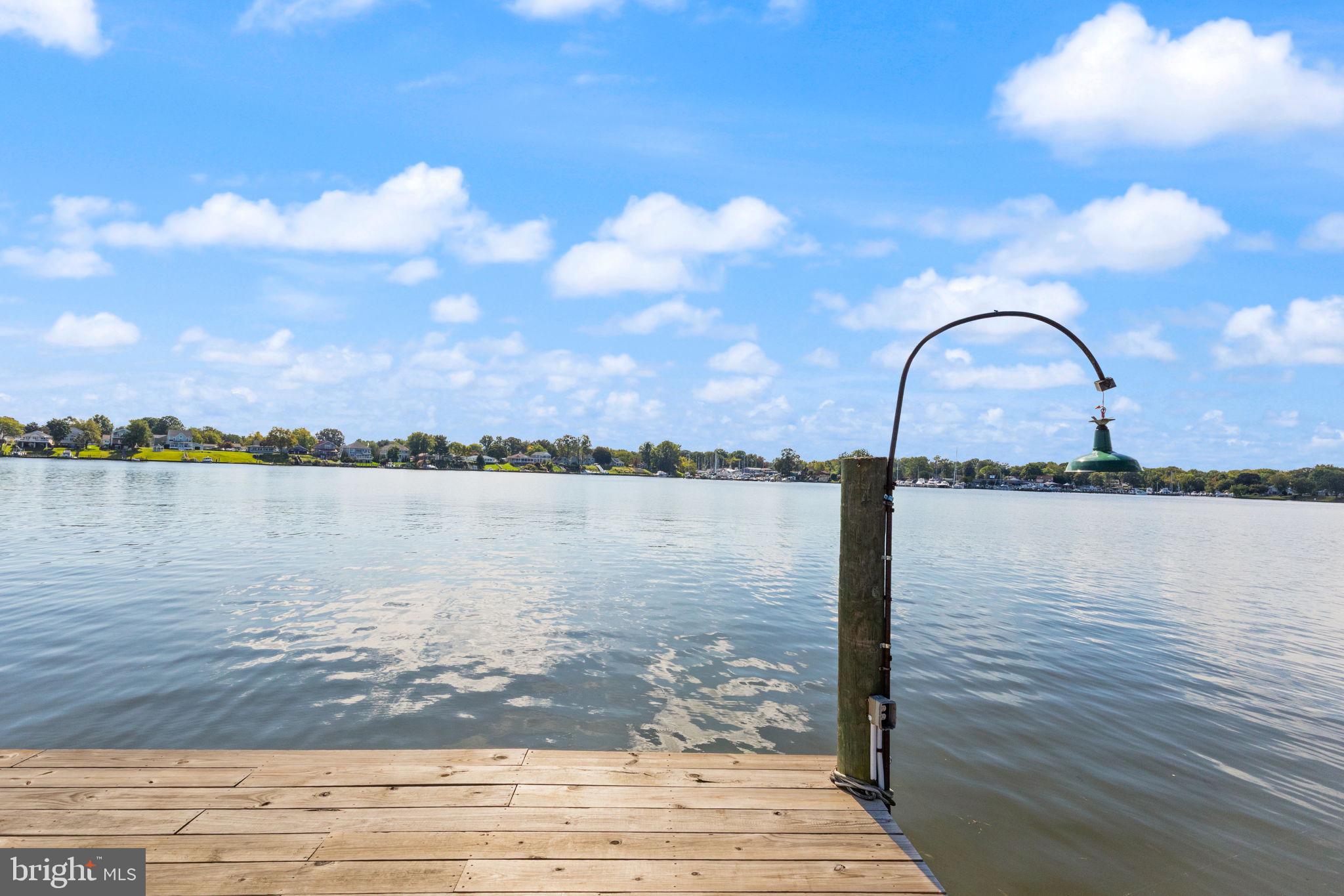 MIDDLE RIVER - Residential