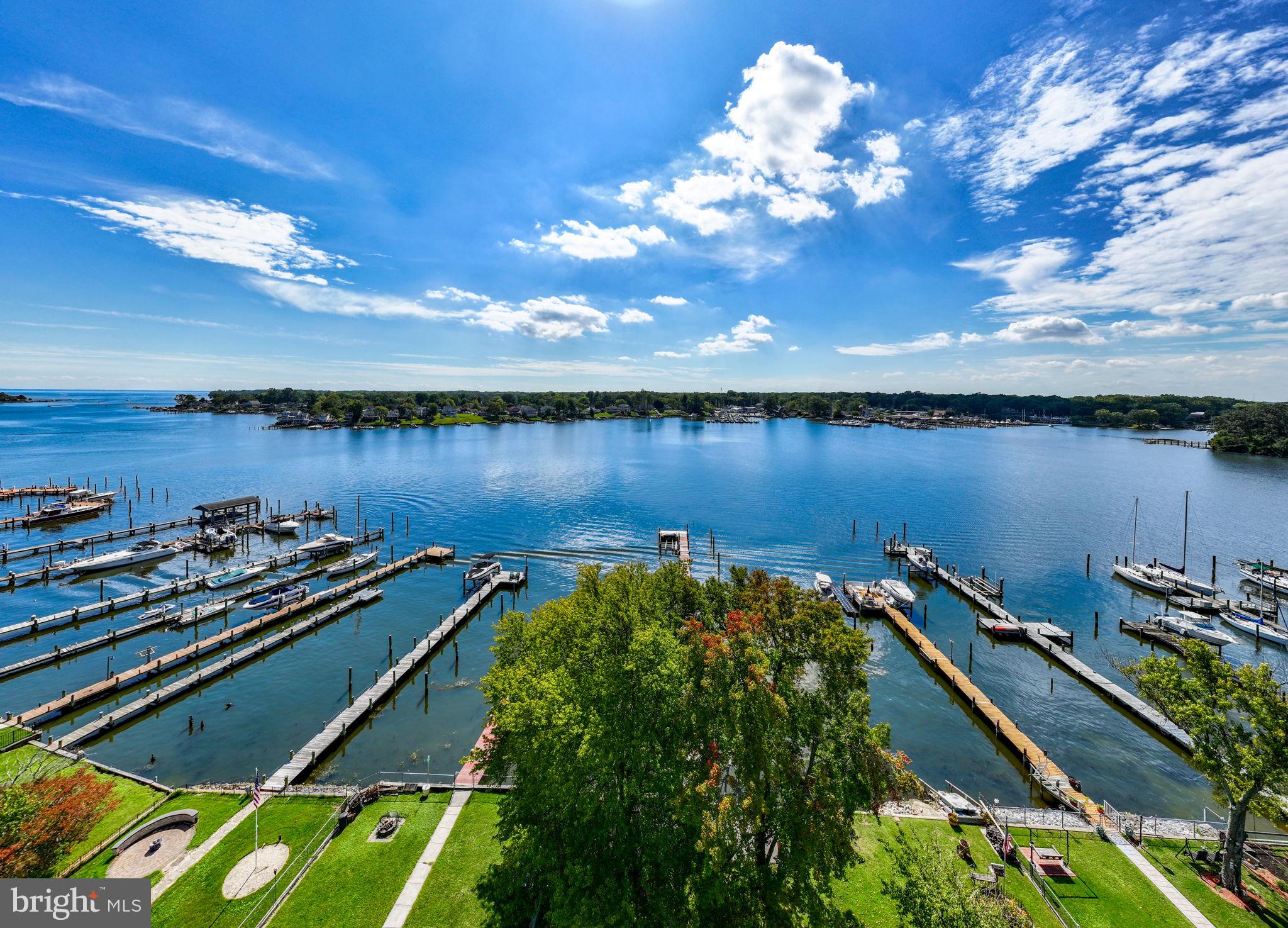 MIDDLE RIVER - Residential