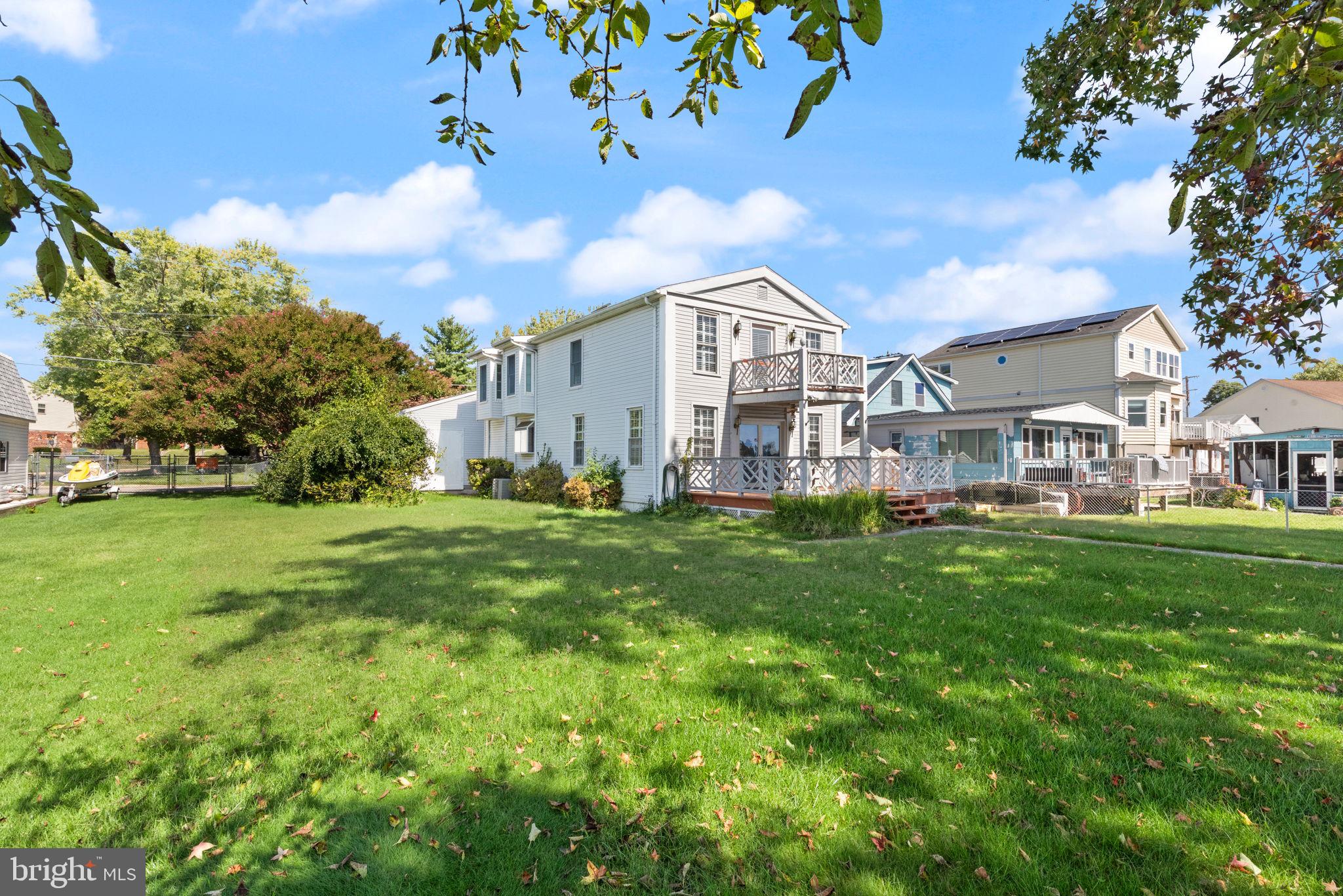 MIDDLE RIVER - Residential