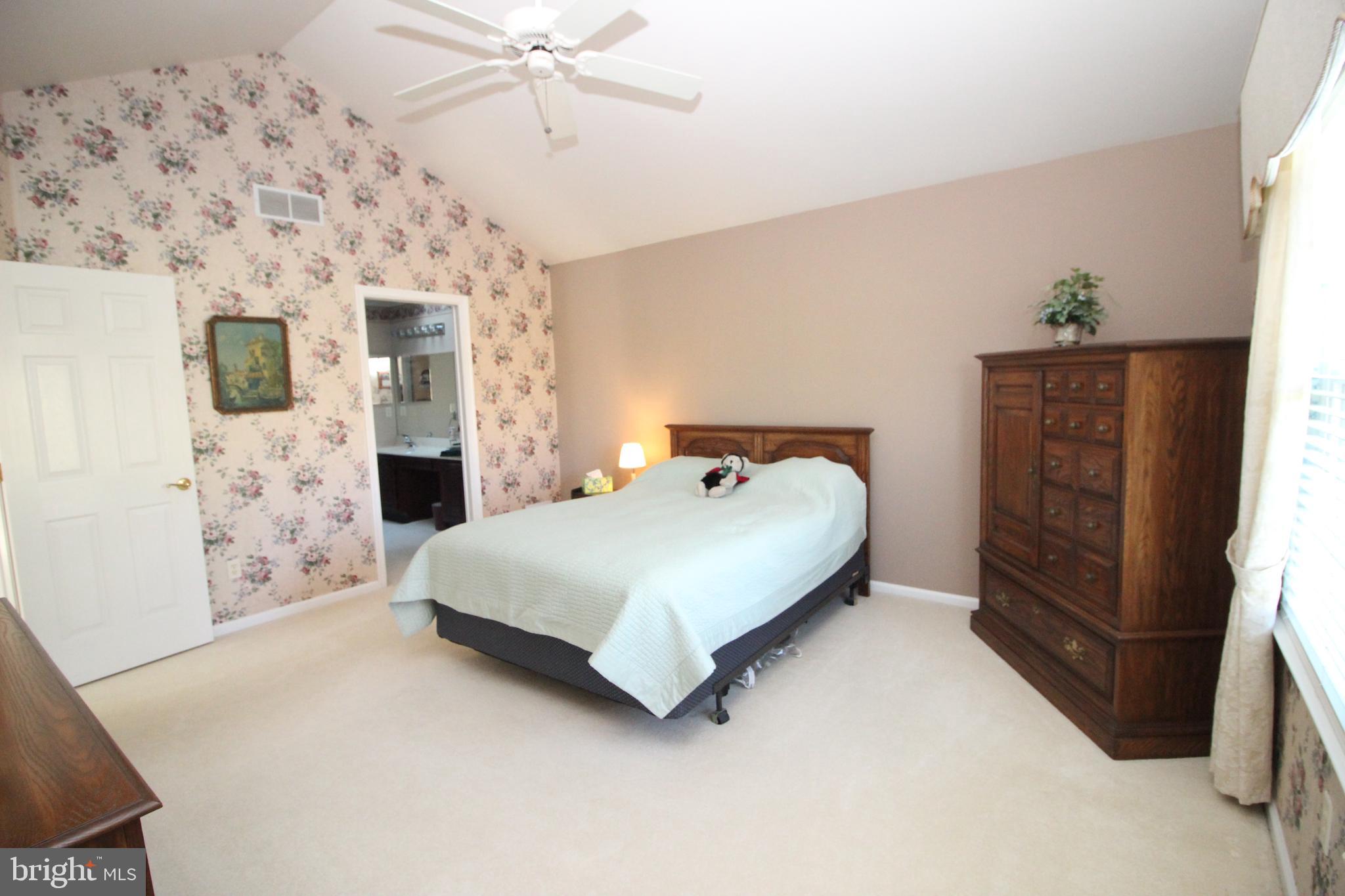 LIONSGATE - Residential