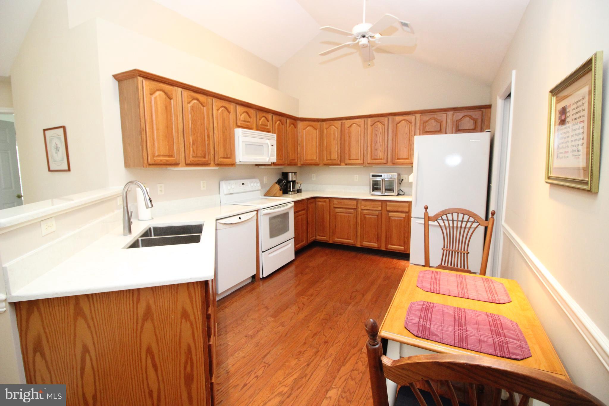 LIONSGATE - Residential