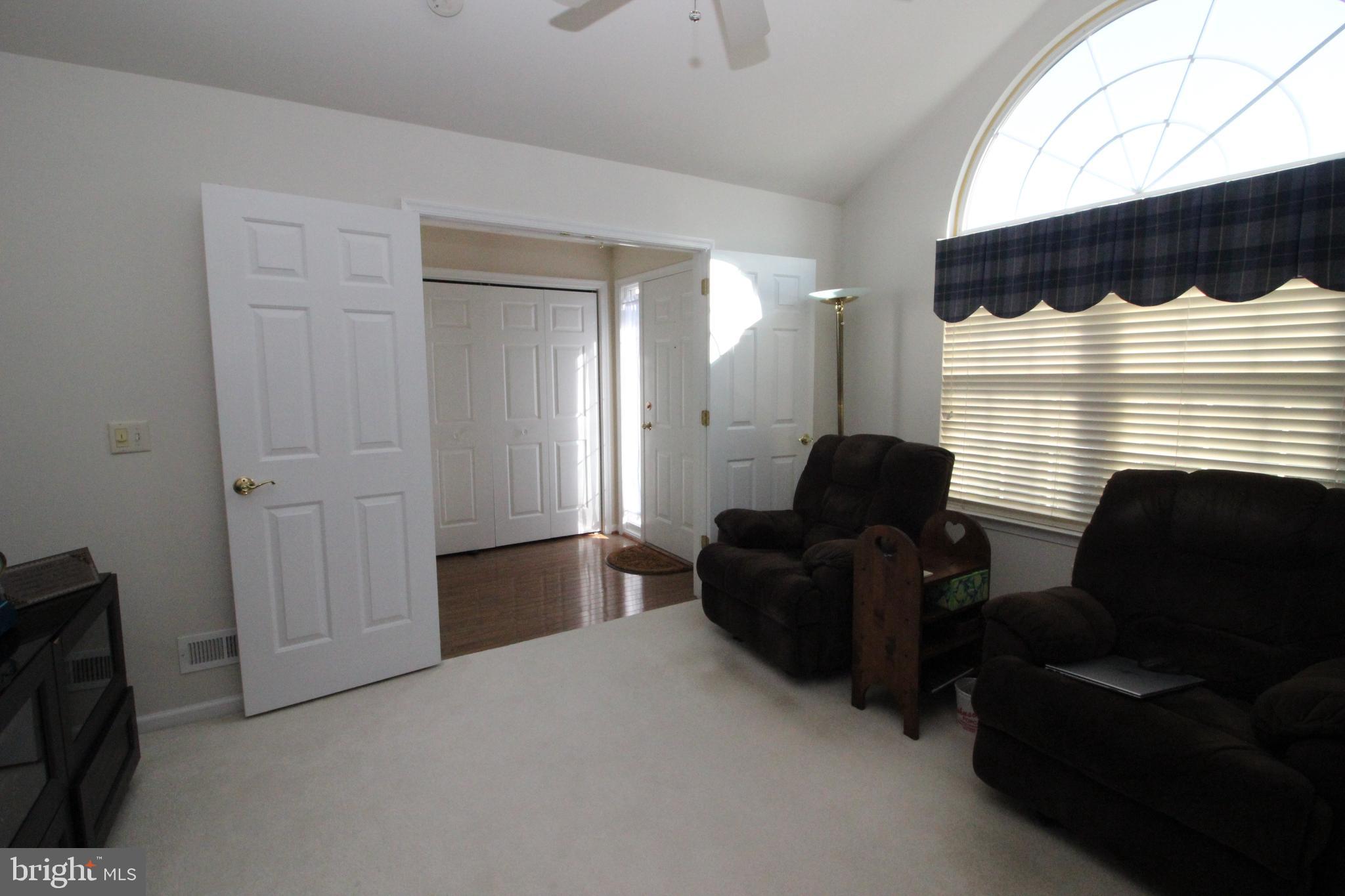 LIONSGATE - Residential