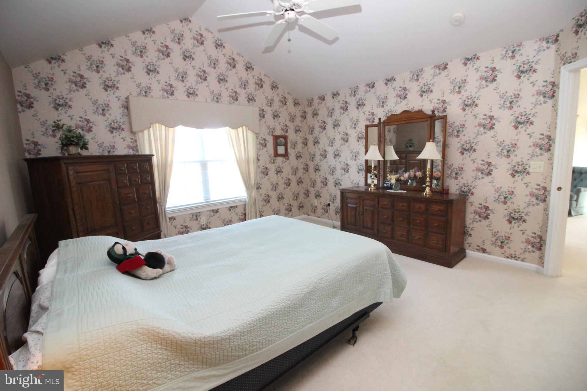 LIONSGATE - Residential