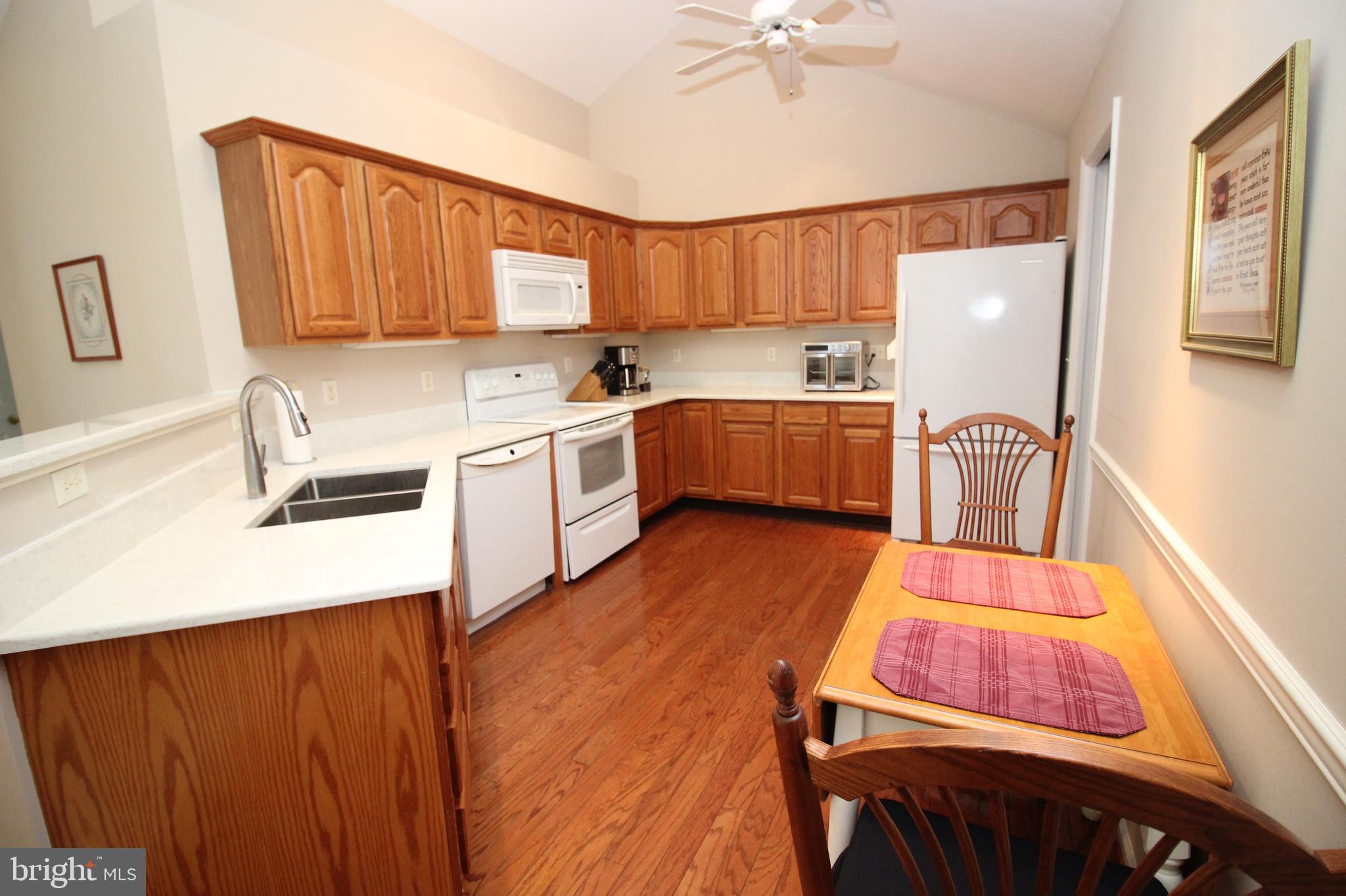 LIONSGATE - Residential