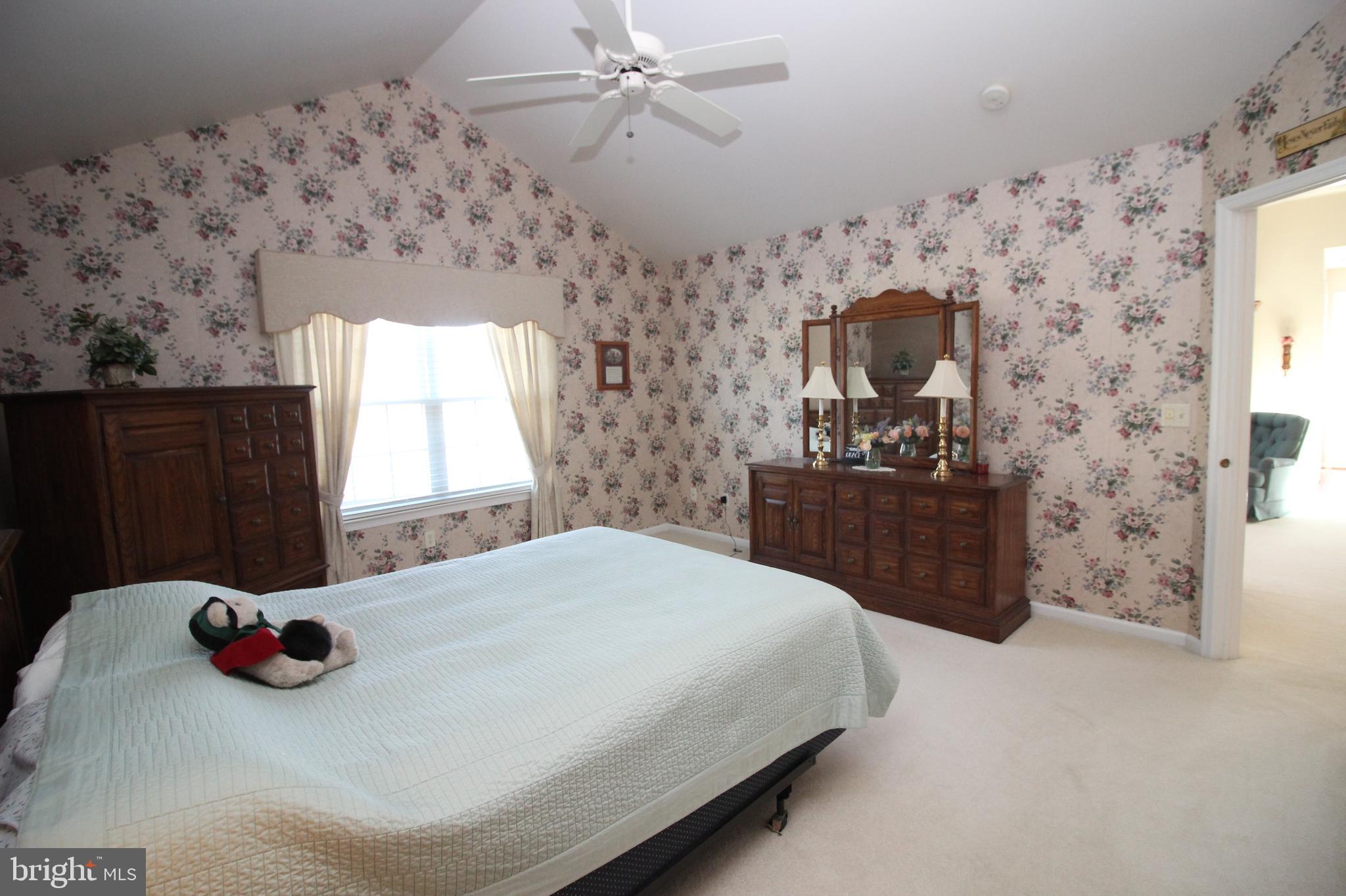 LIONSGATE - Residential