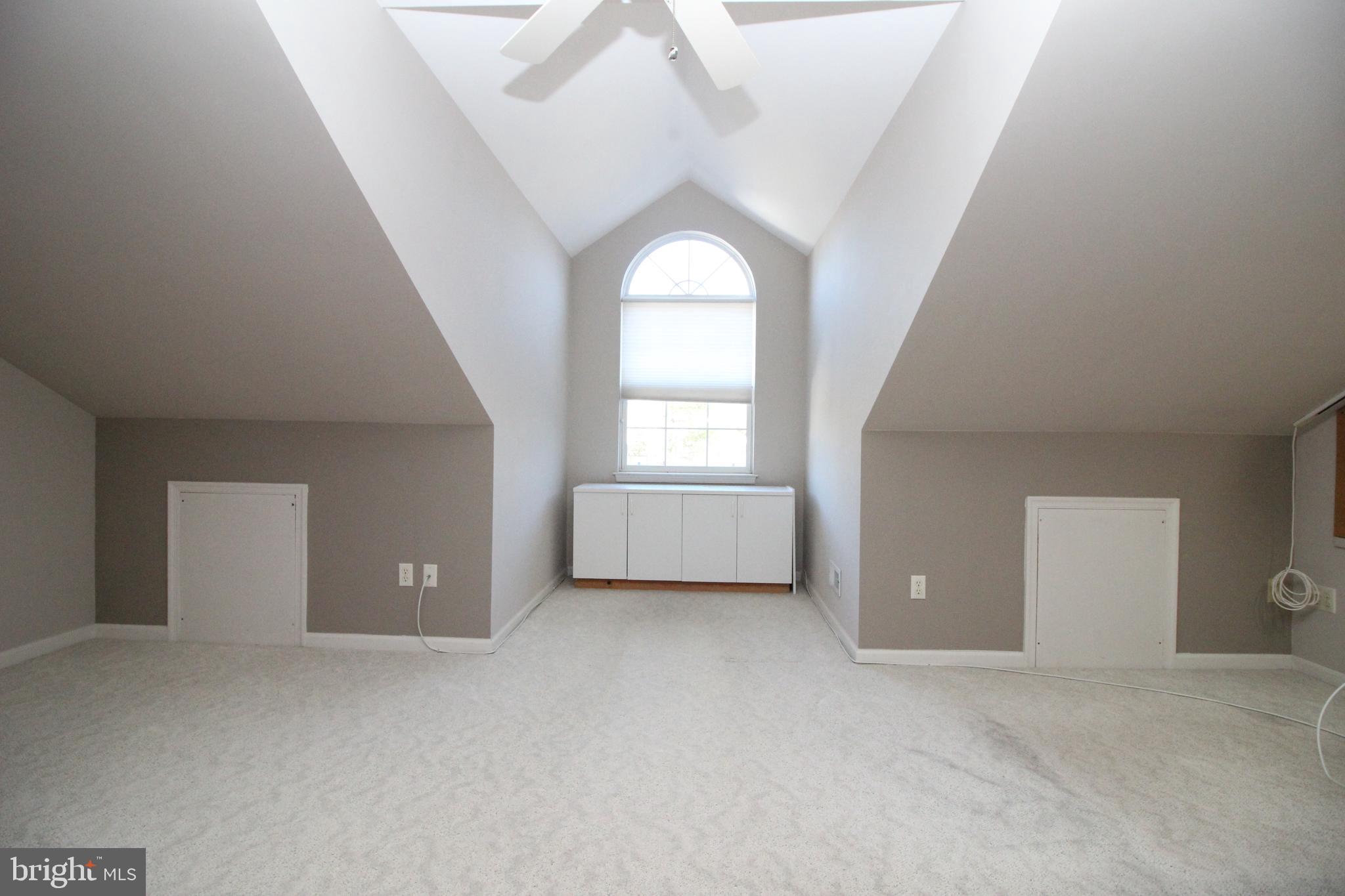 LIONSGATE - Residential