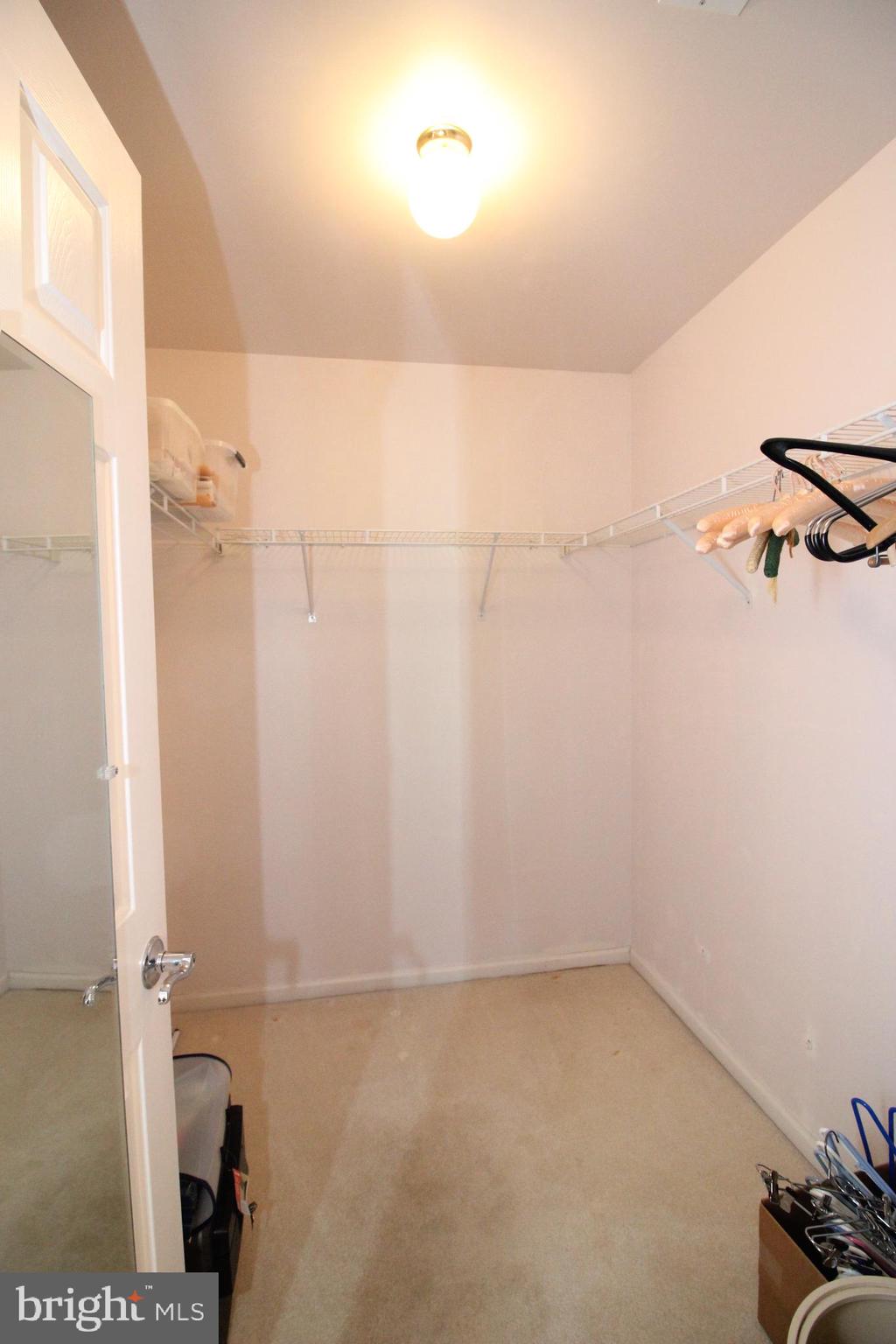 LIONSGATE - Residential