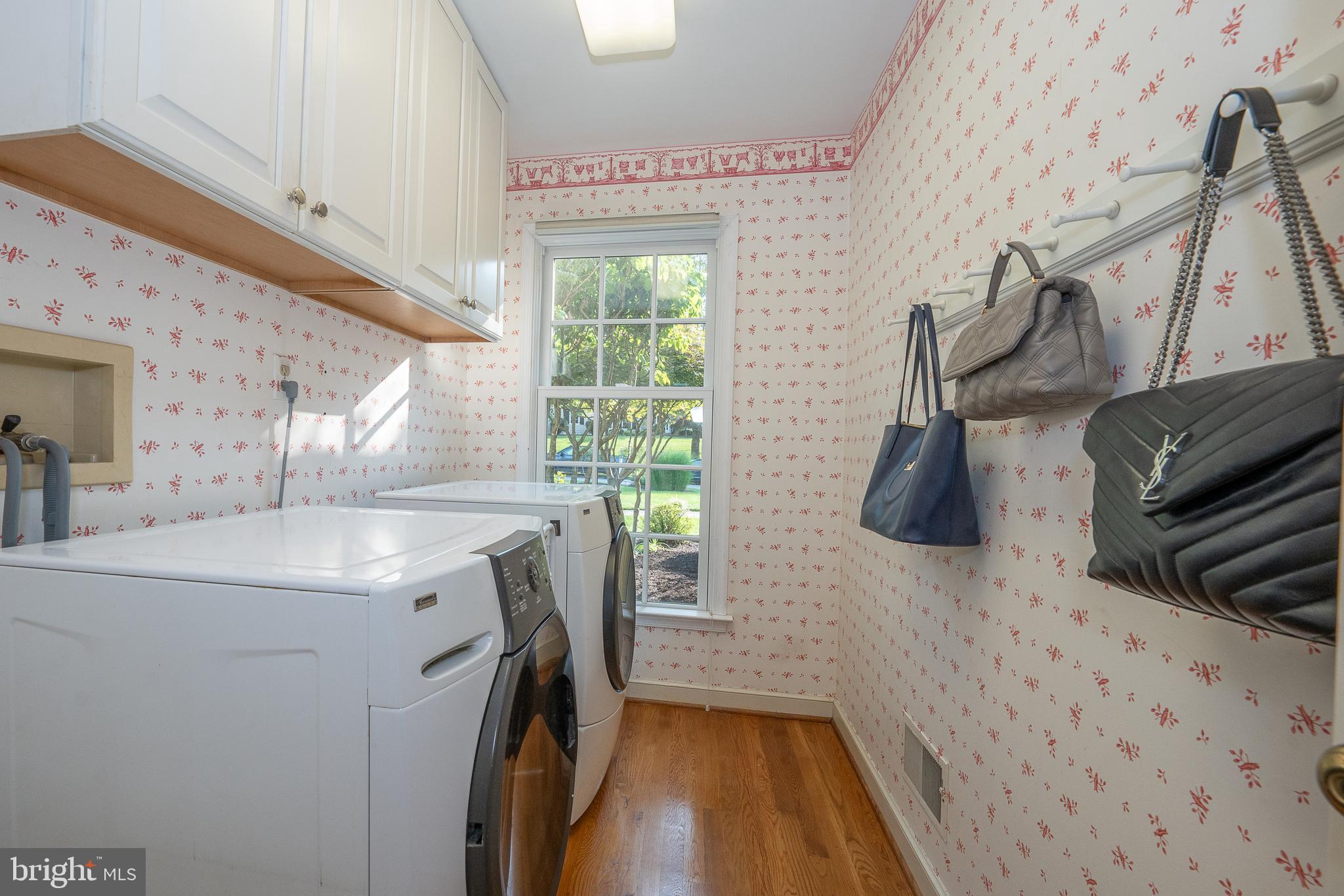 AVONWOOD - Residential