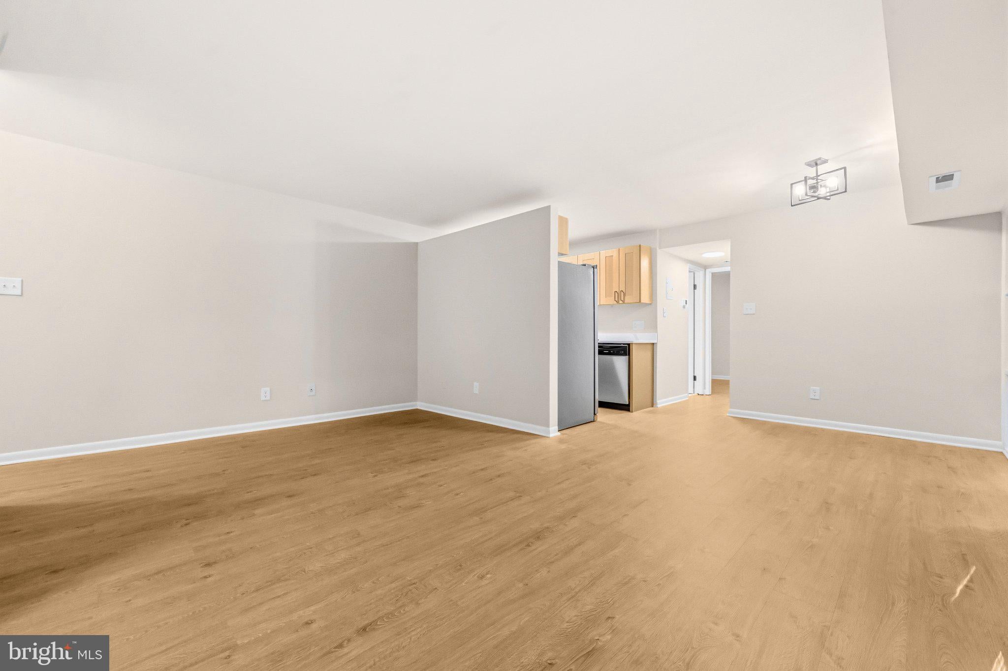 7711 DONNYBROOK COURT 6