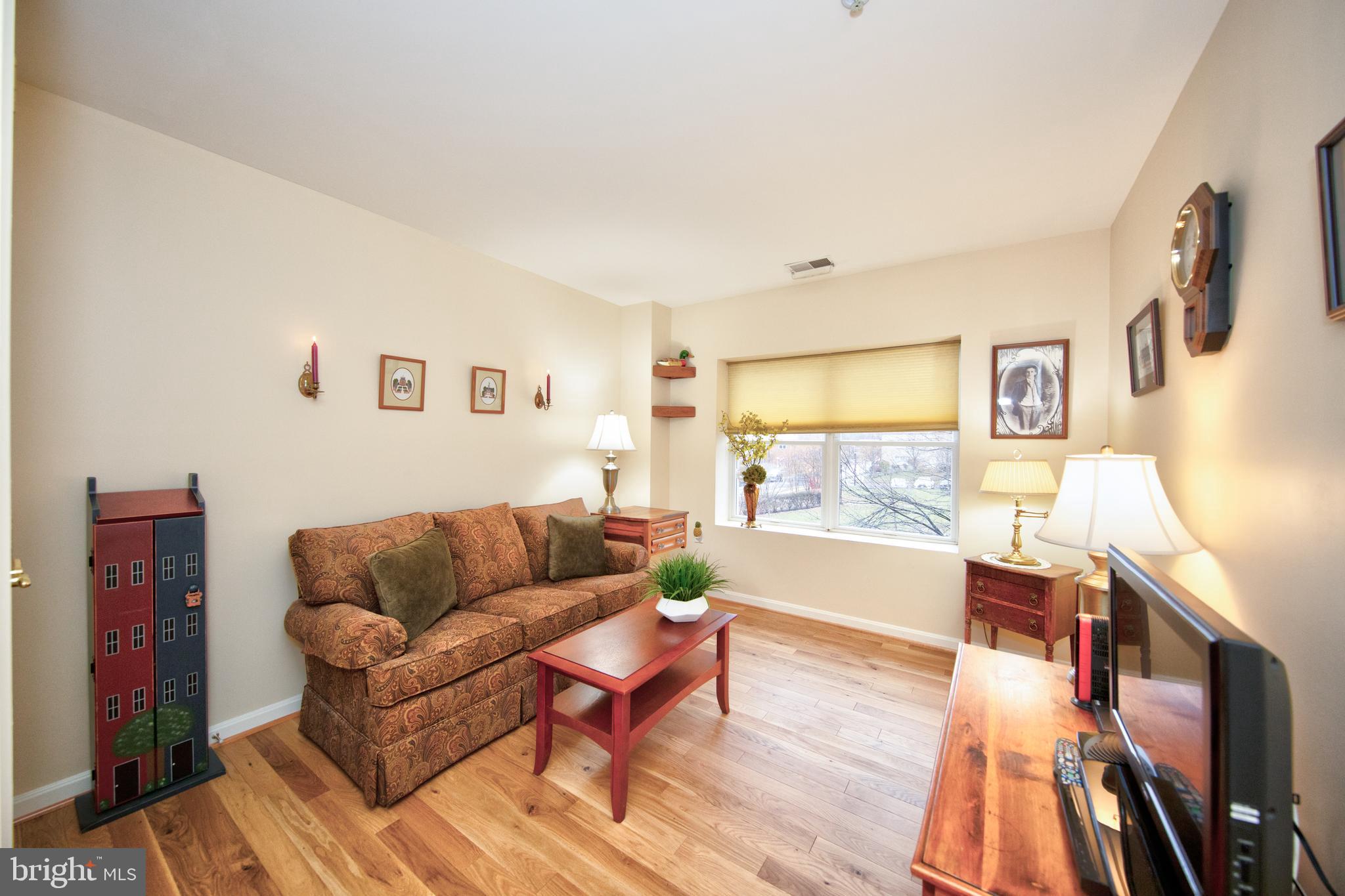 ROUNDWOOD RIDGE - Residential