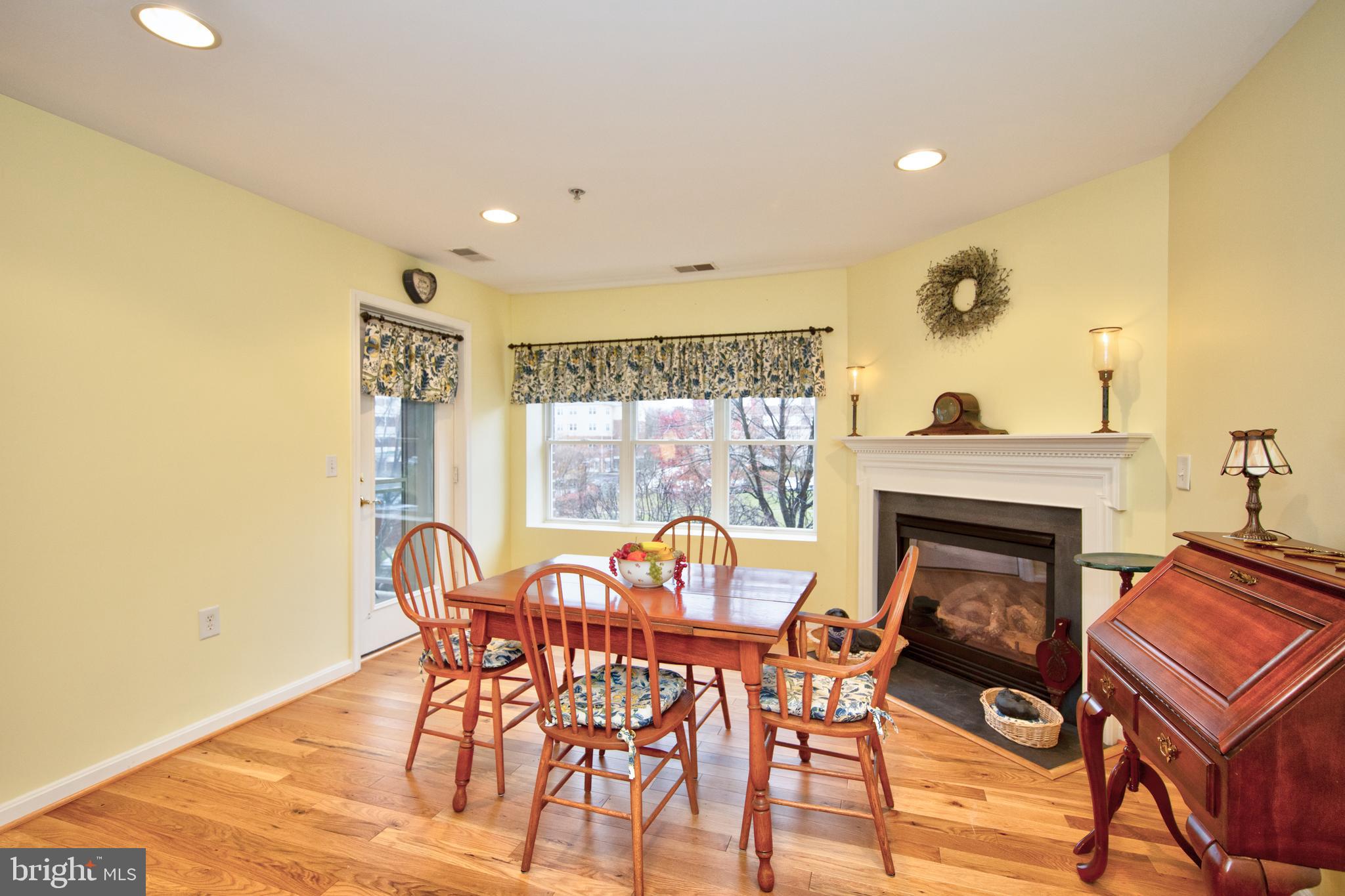 ROUNDWOOD RIDGE - Residential