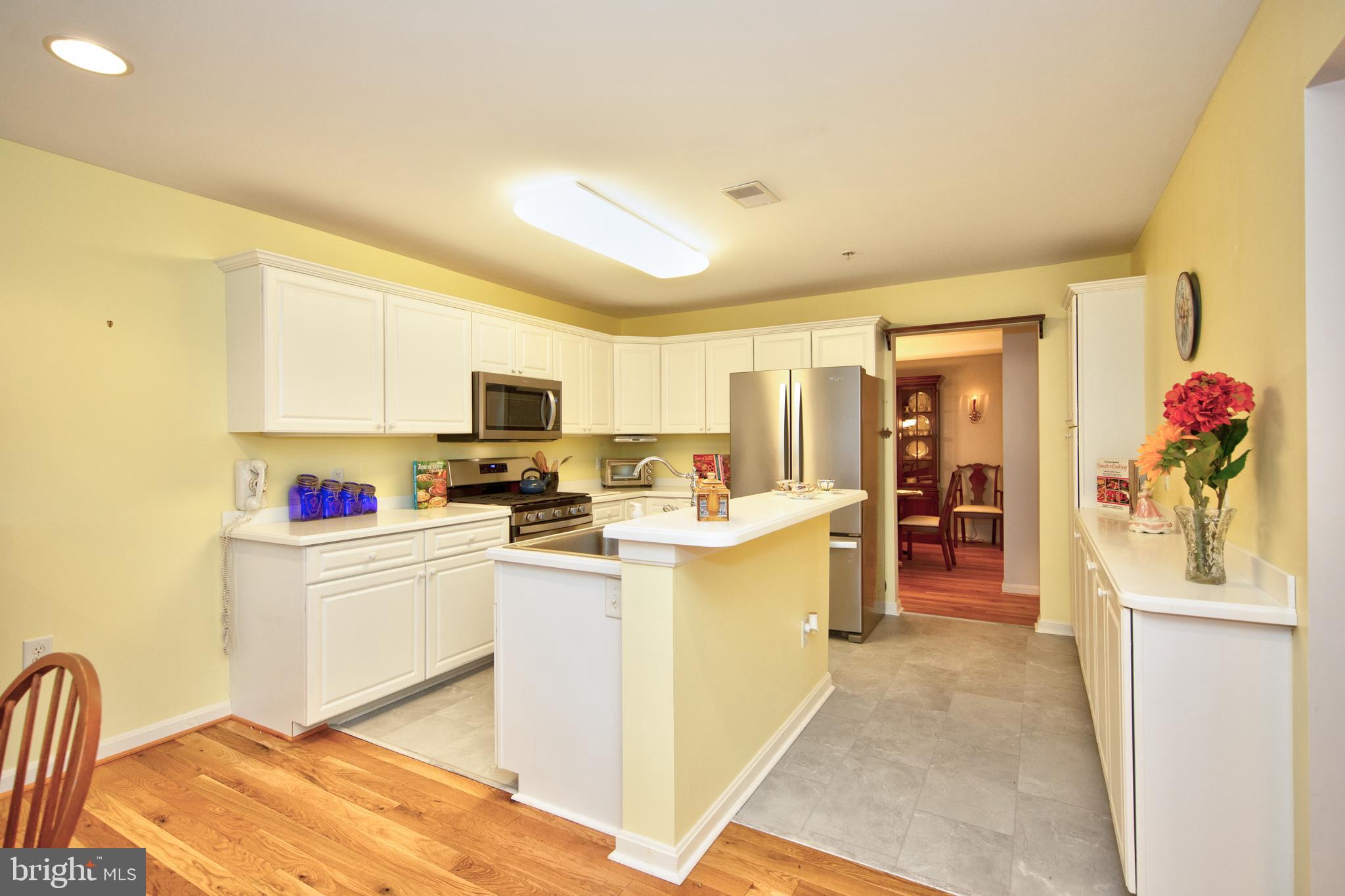 ROUNDWOOD RIDGE - Residential