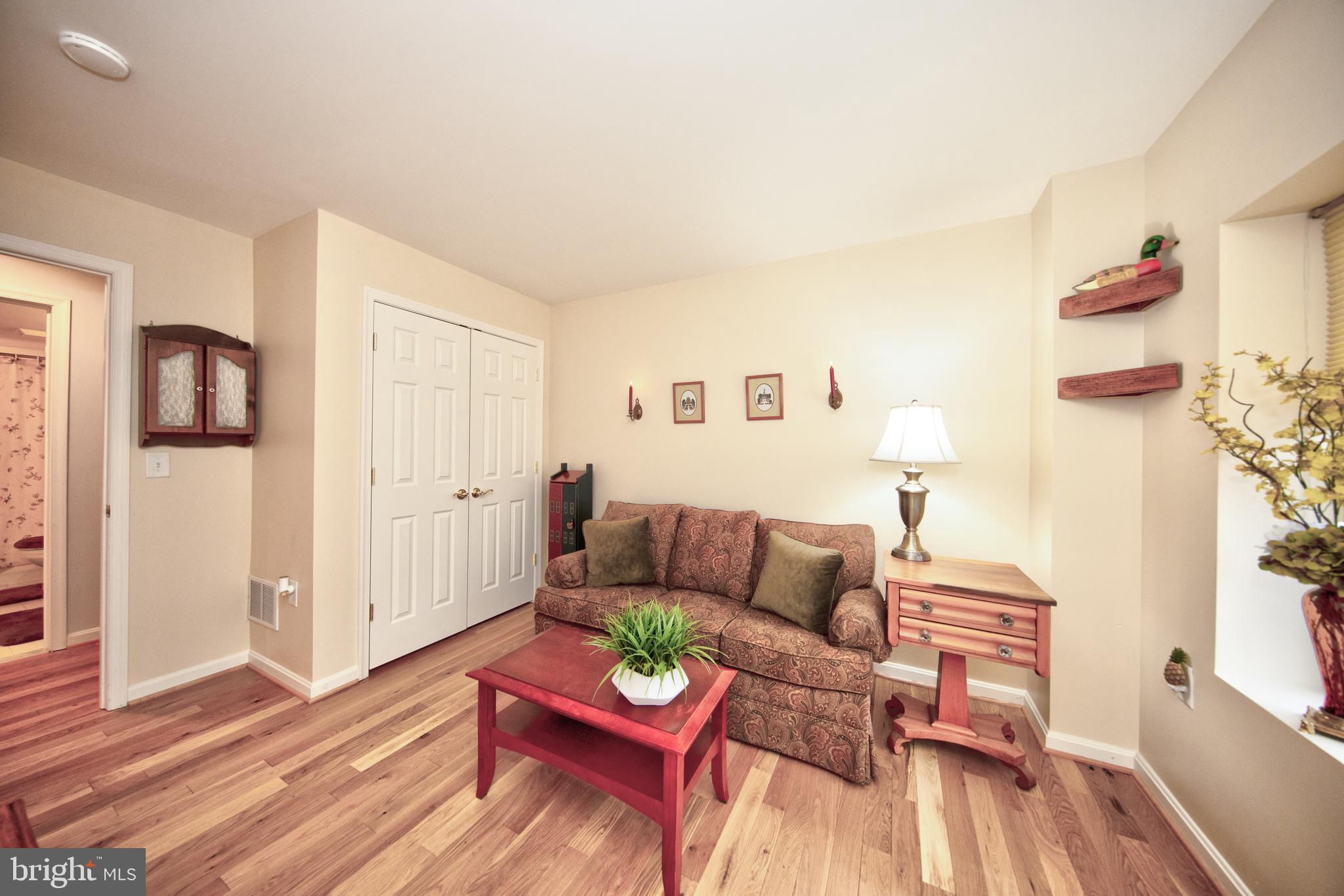 ROUNDWOOD RIDGE - Residential