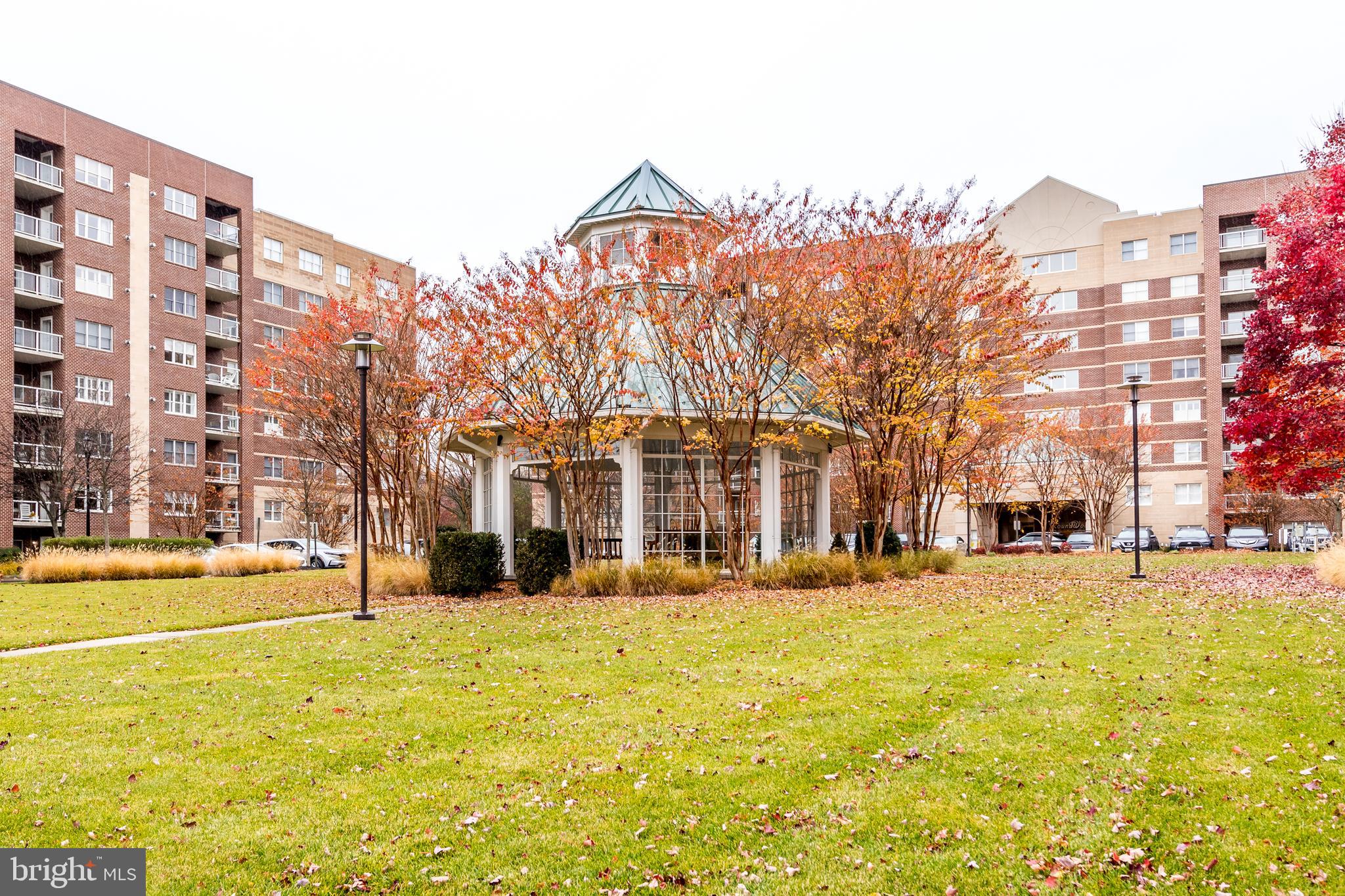 ROUNDWOOD RIDGE - Residential