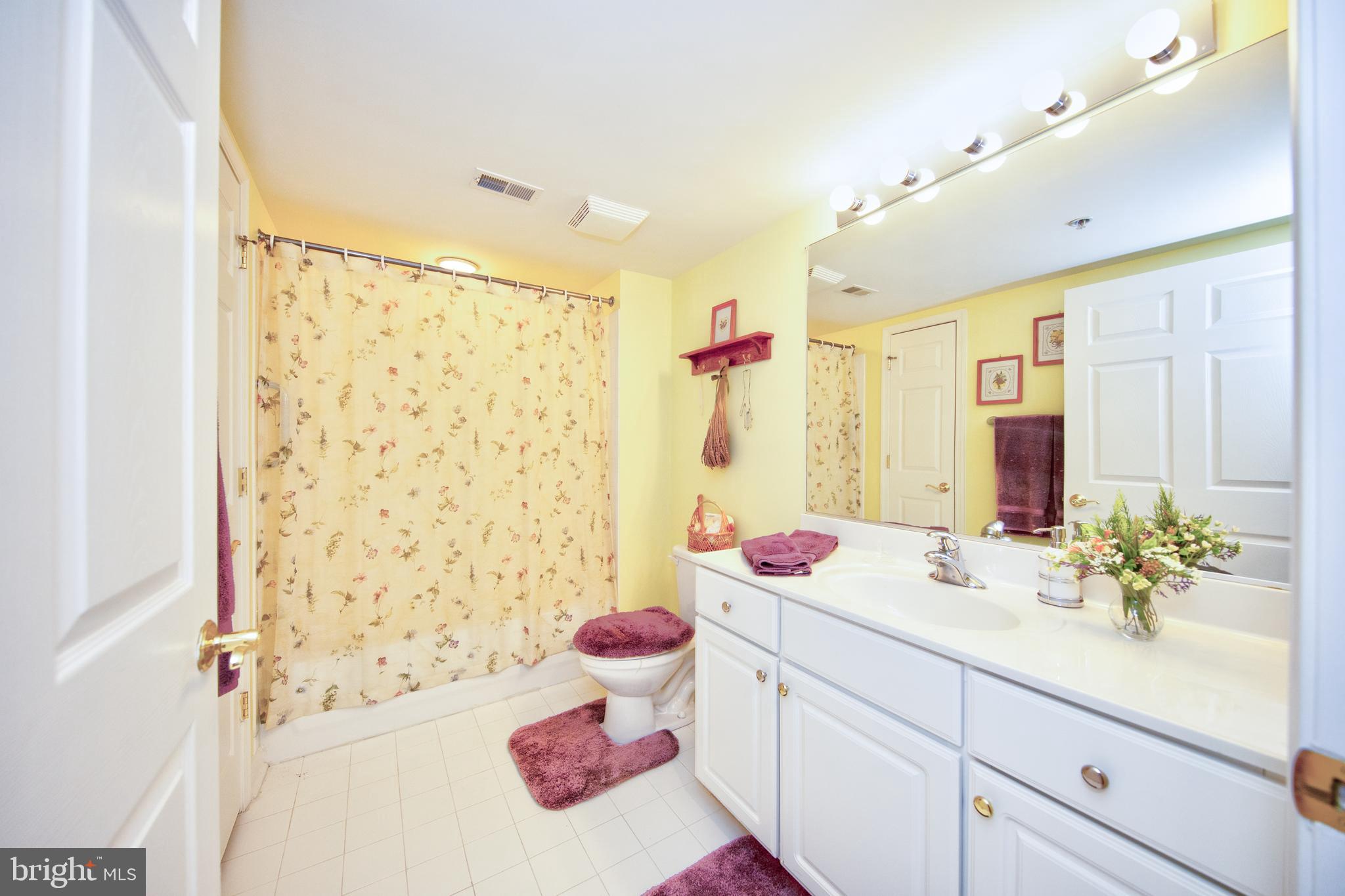 ROUNDWOOD RIDGE - Residential