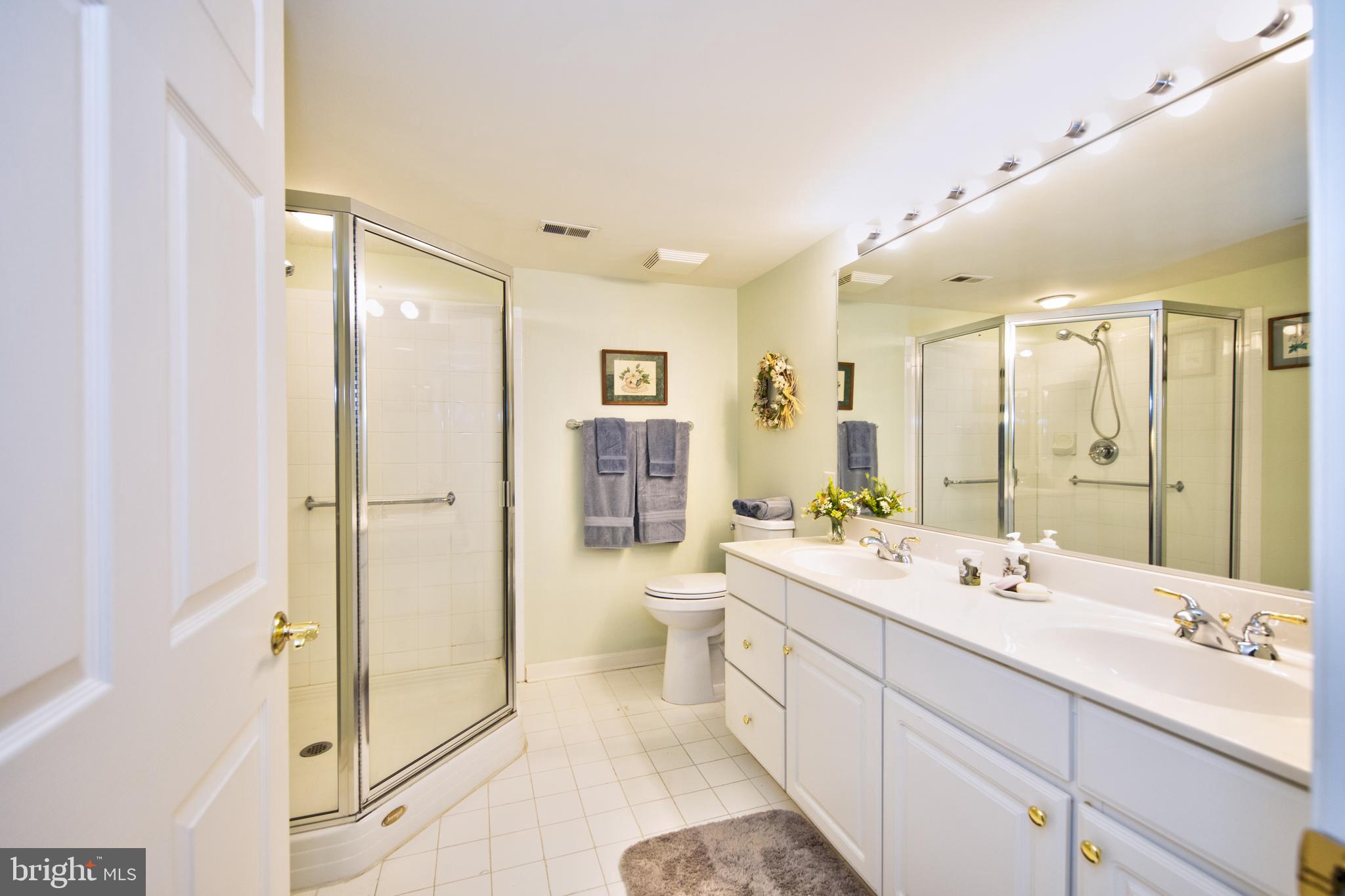 ROUNDWOOD RIDGE - Residential