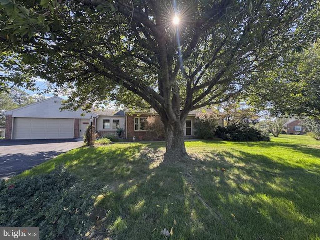 Photo of 289 Rock Point Road, MARIETTA, PA 17547 (MLS # PALA2077498)