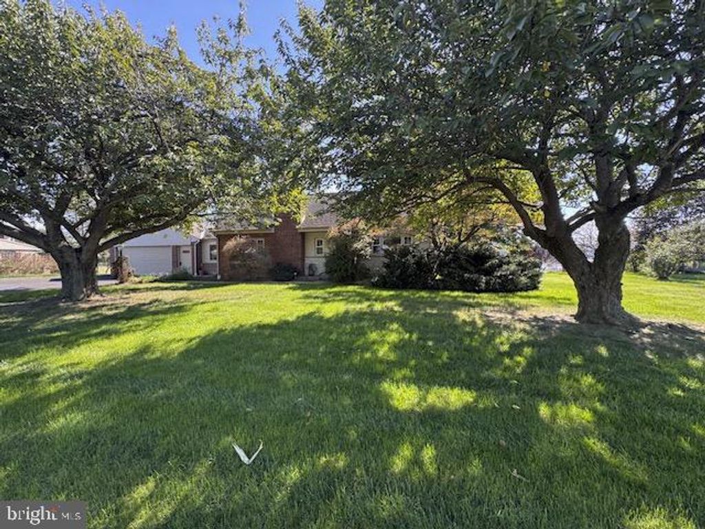 Photo of 289 Rock Point Road, MARIETTA, PA 17547 (MLS # PALA2077498)