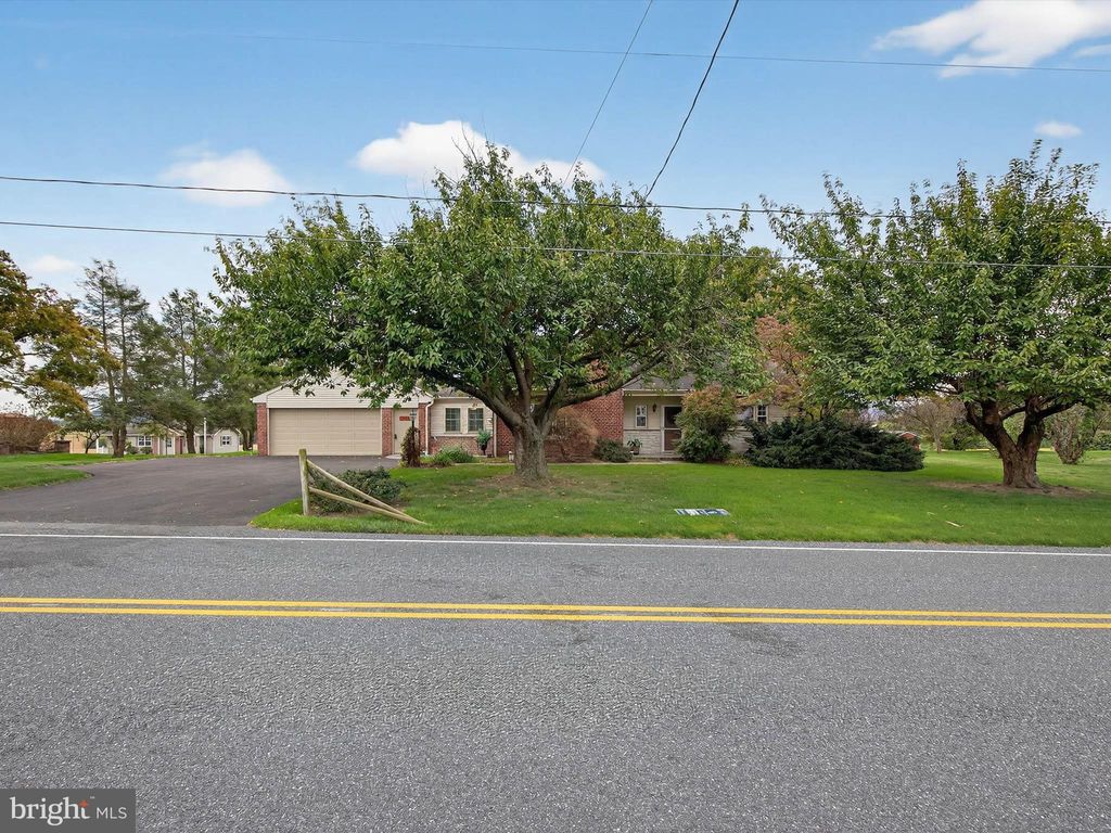 Photo of 289 Rock Point Road, MARIETTA, PA 17547 (MLS # PALA2077498)