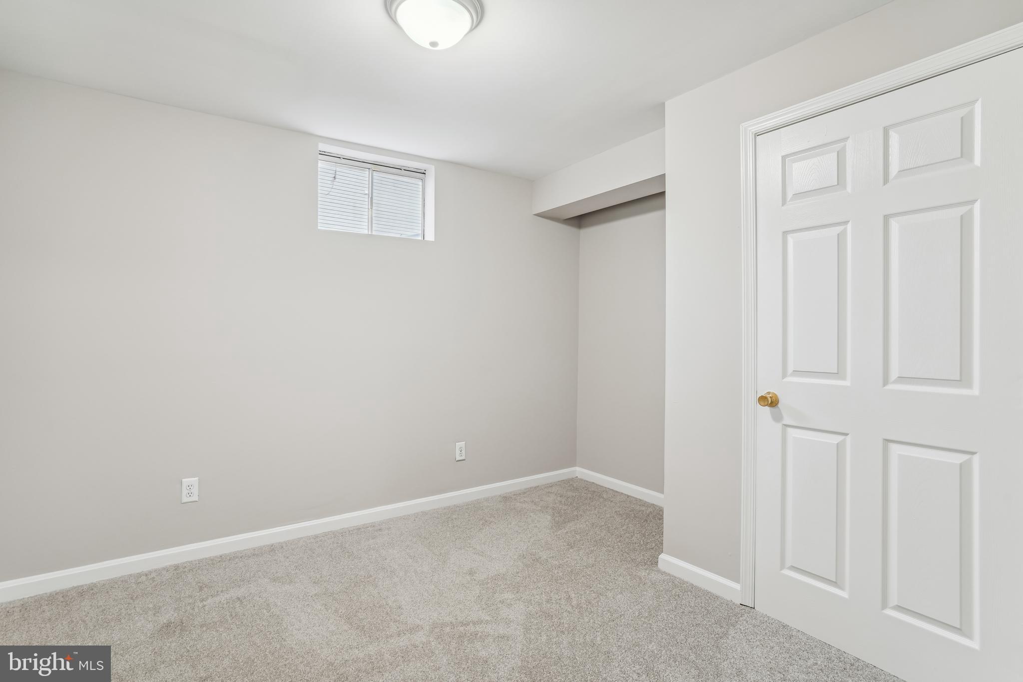 HOLLAWAY ESTATES - Residential