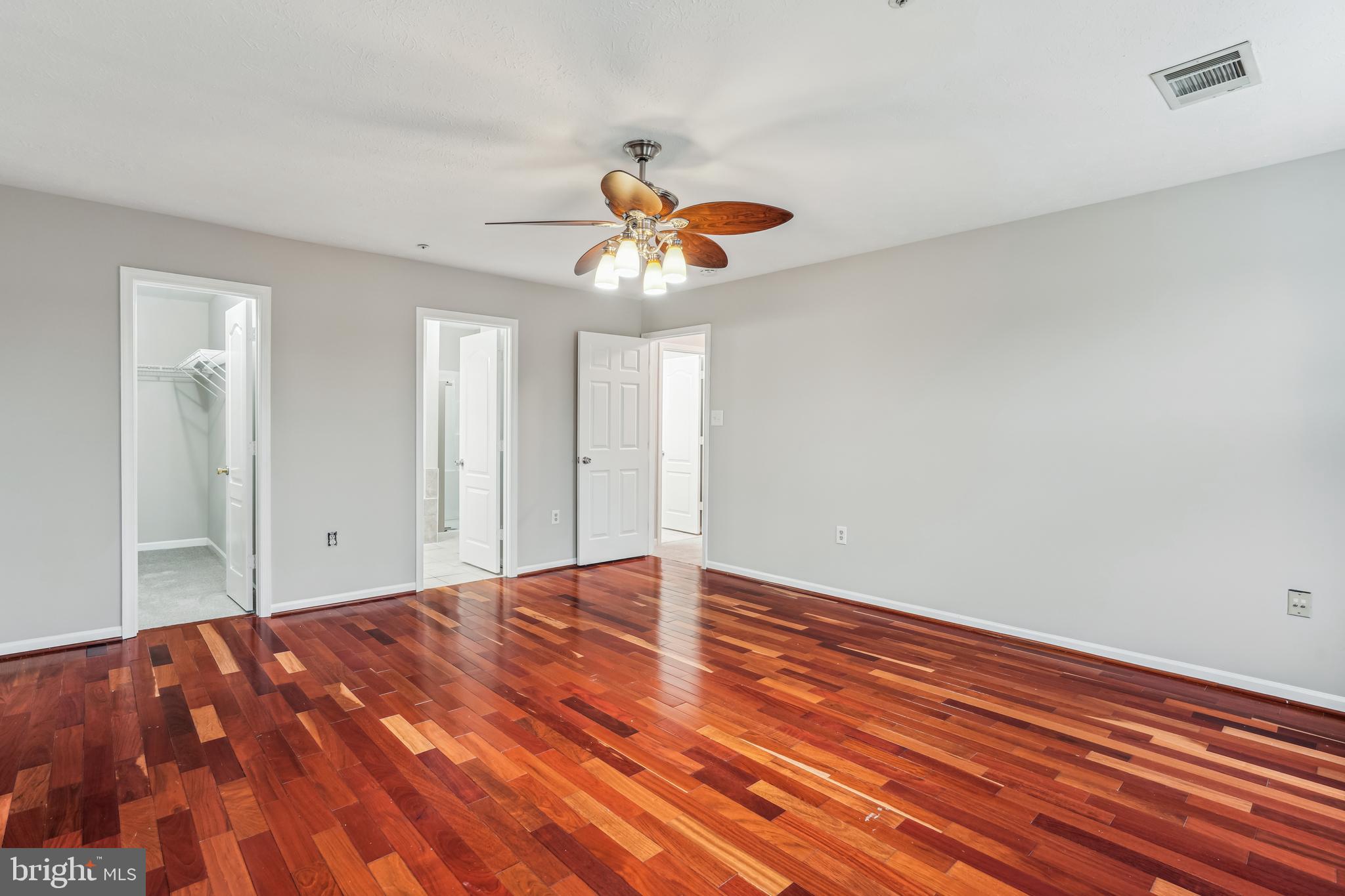 HOLLAWAY ESTATES - Residential