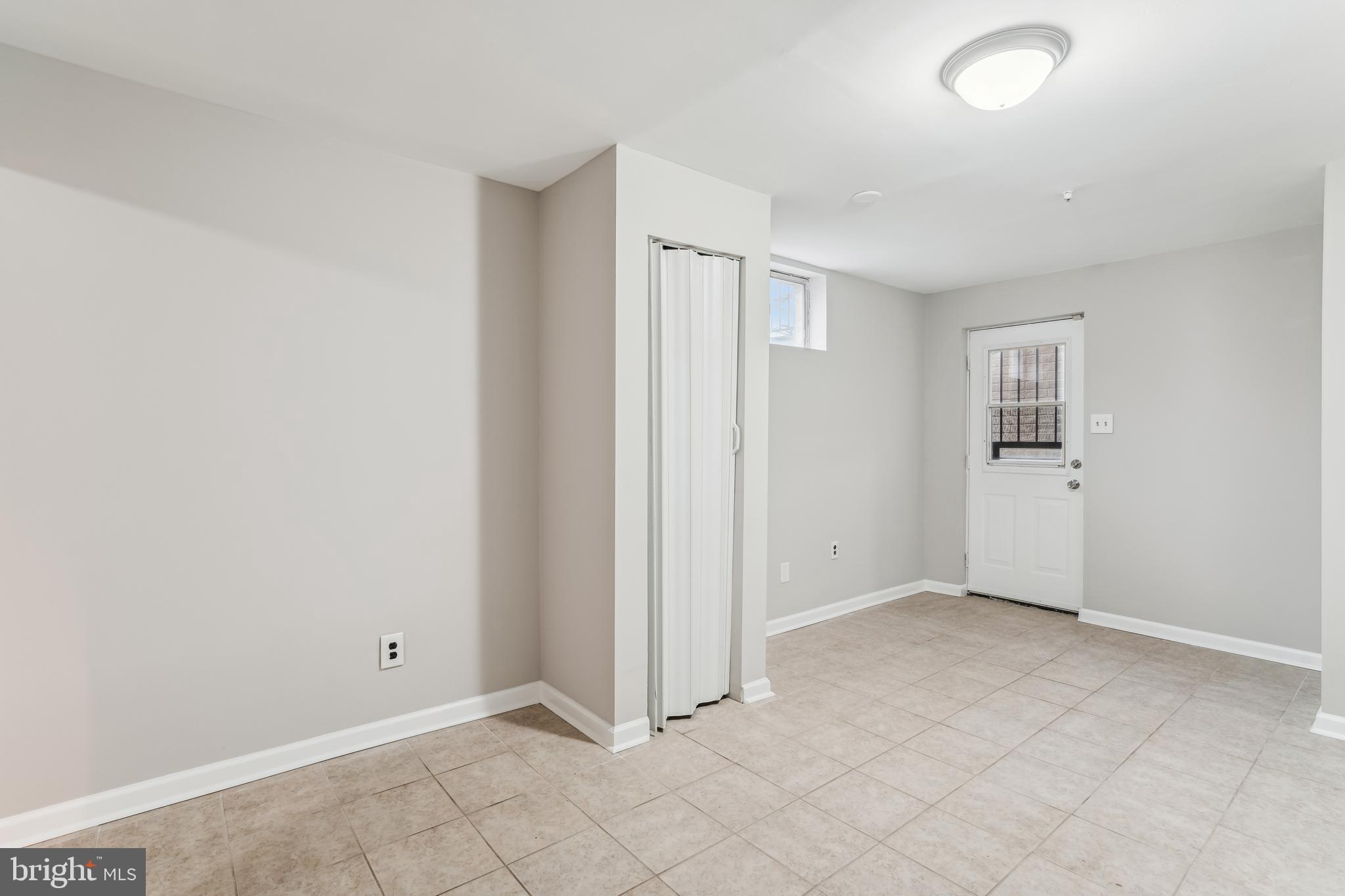 HOLLAWAY ESTATES - Residential